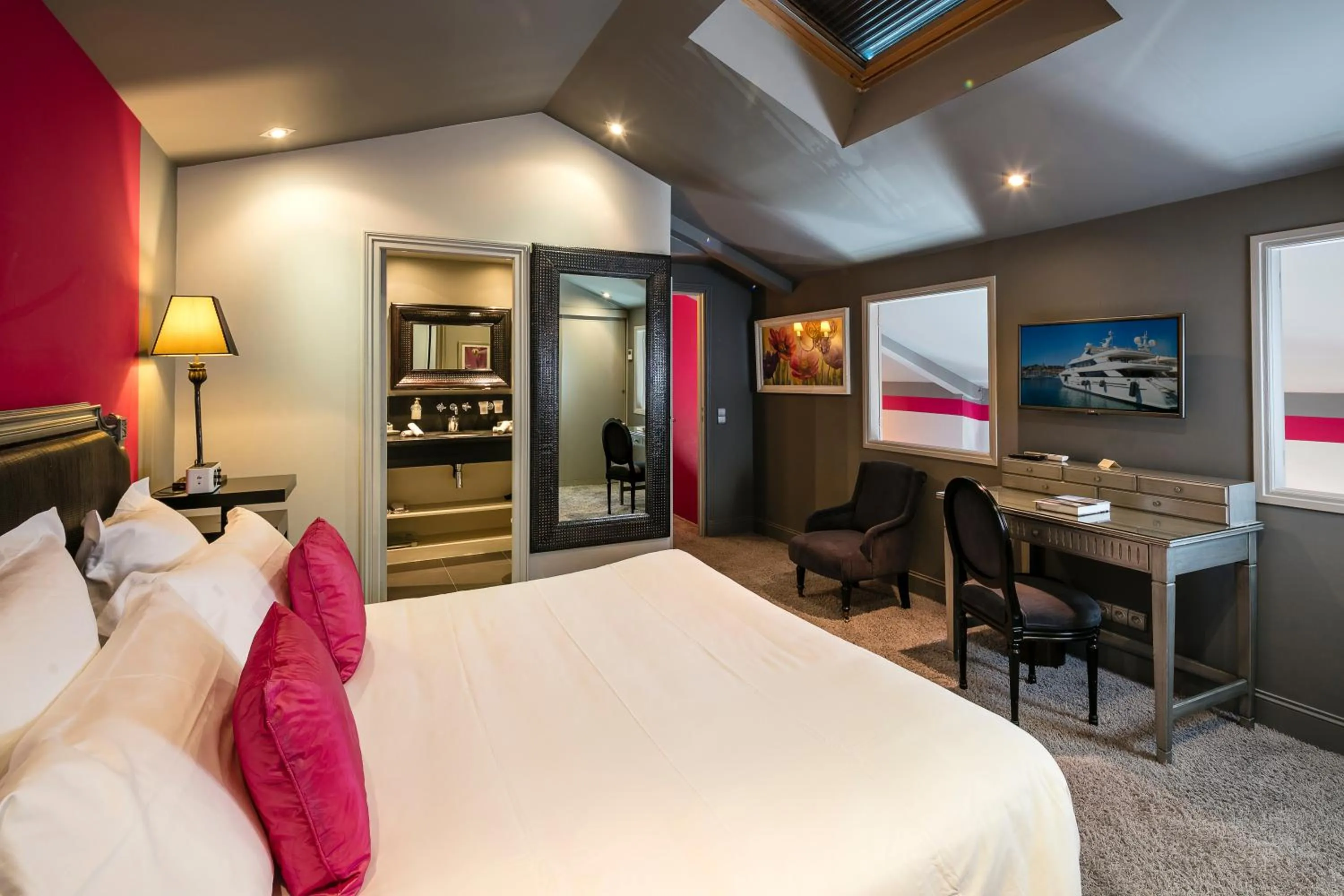 Bedroom in Villa Garbo