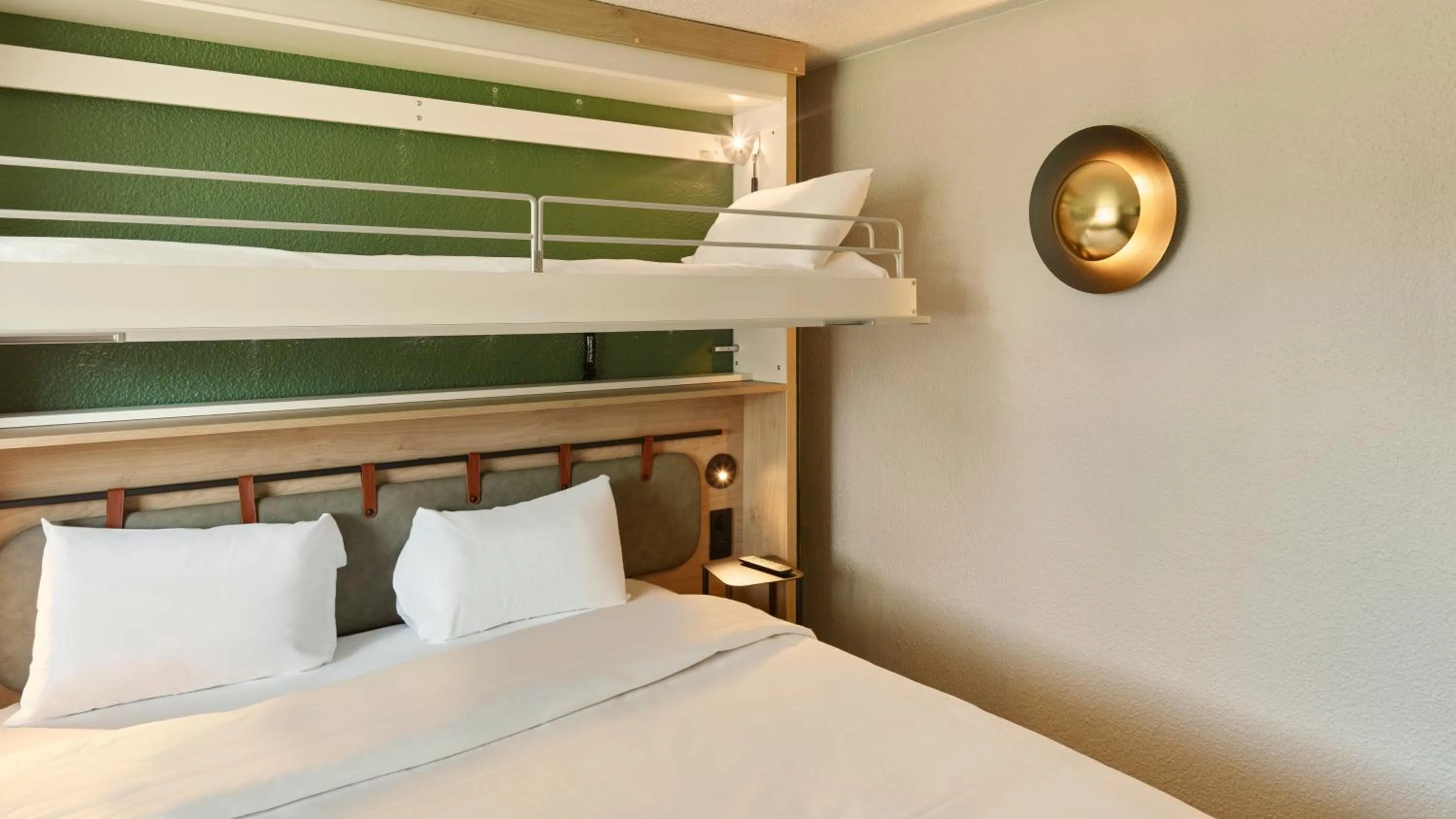 Bed in Campanile Lille Nord Wasquehal