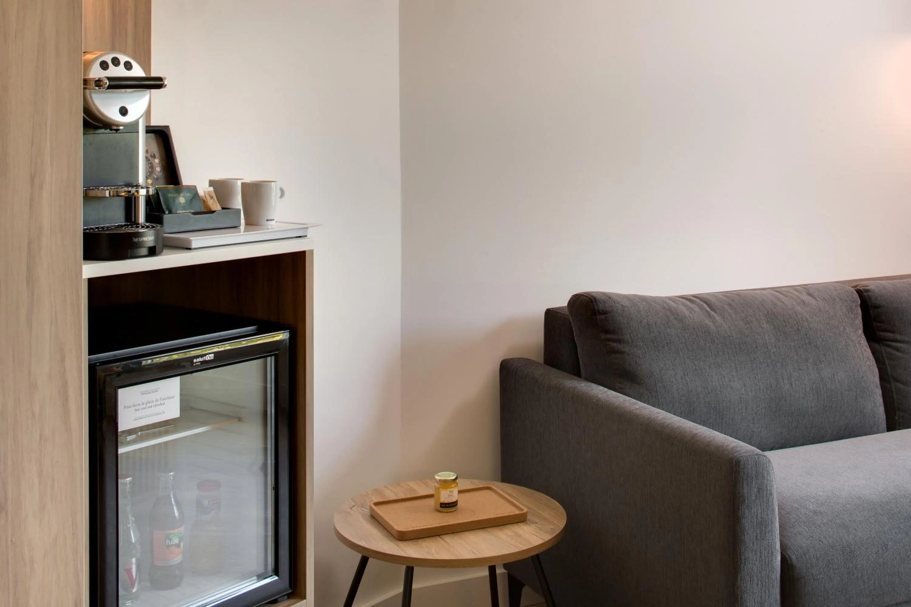 Coffee/tea facilities in Mercure Montpellier Centre Antigone