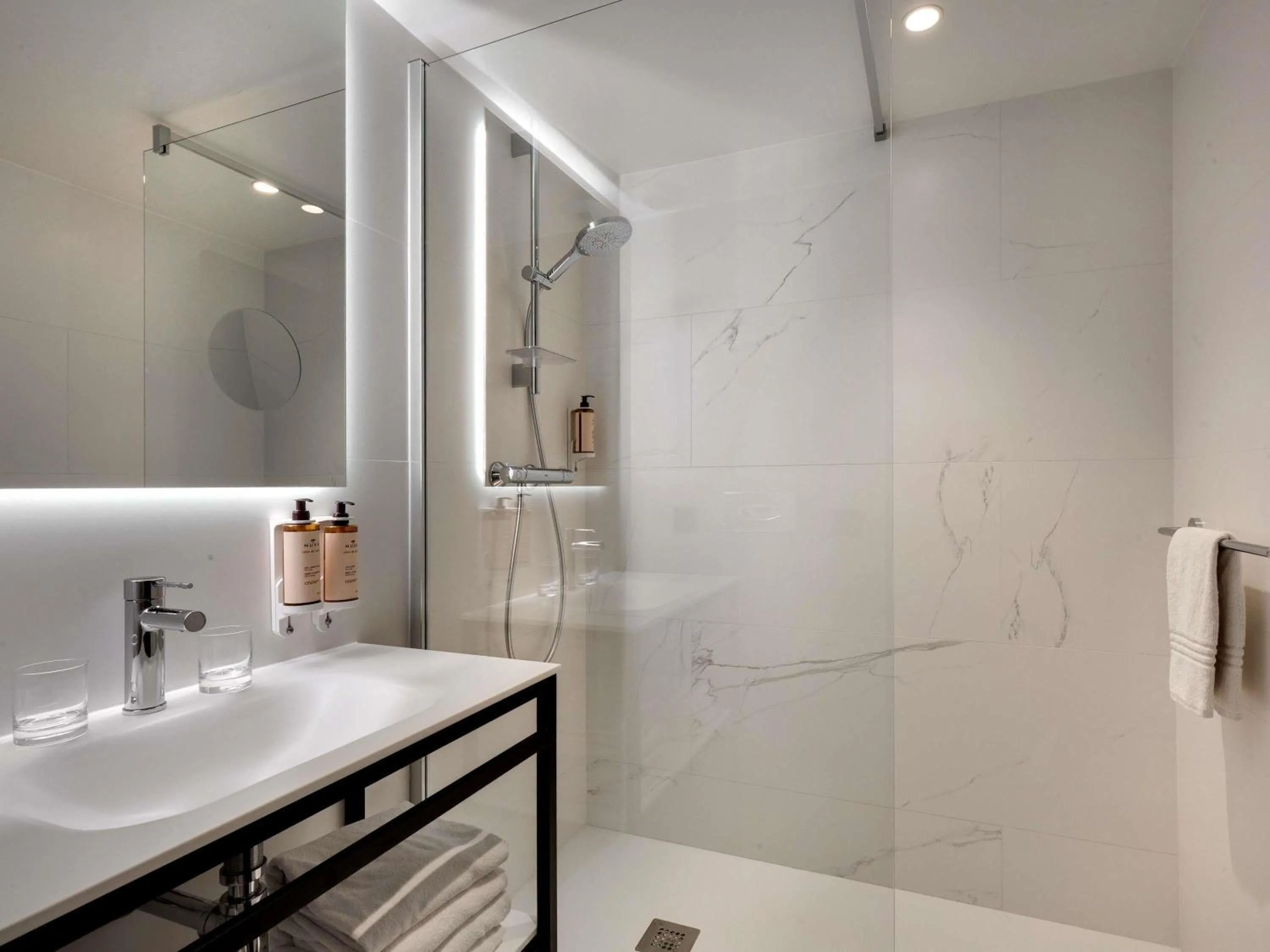 Bedroom in Mercure Montpellier Centre Antigone