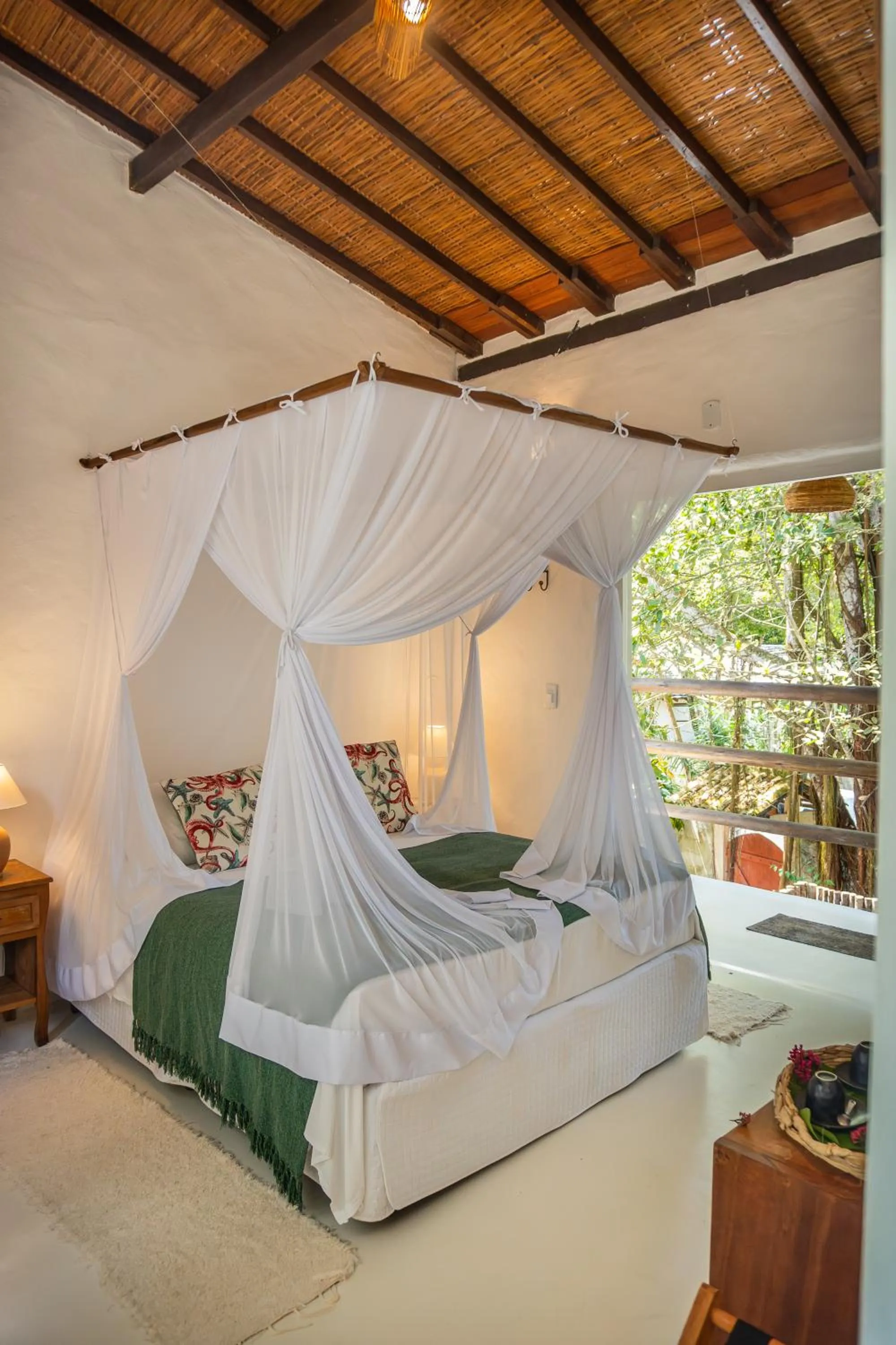 Property building, Bed in POUSADA CARMELITHA