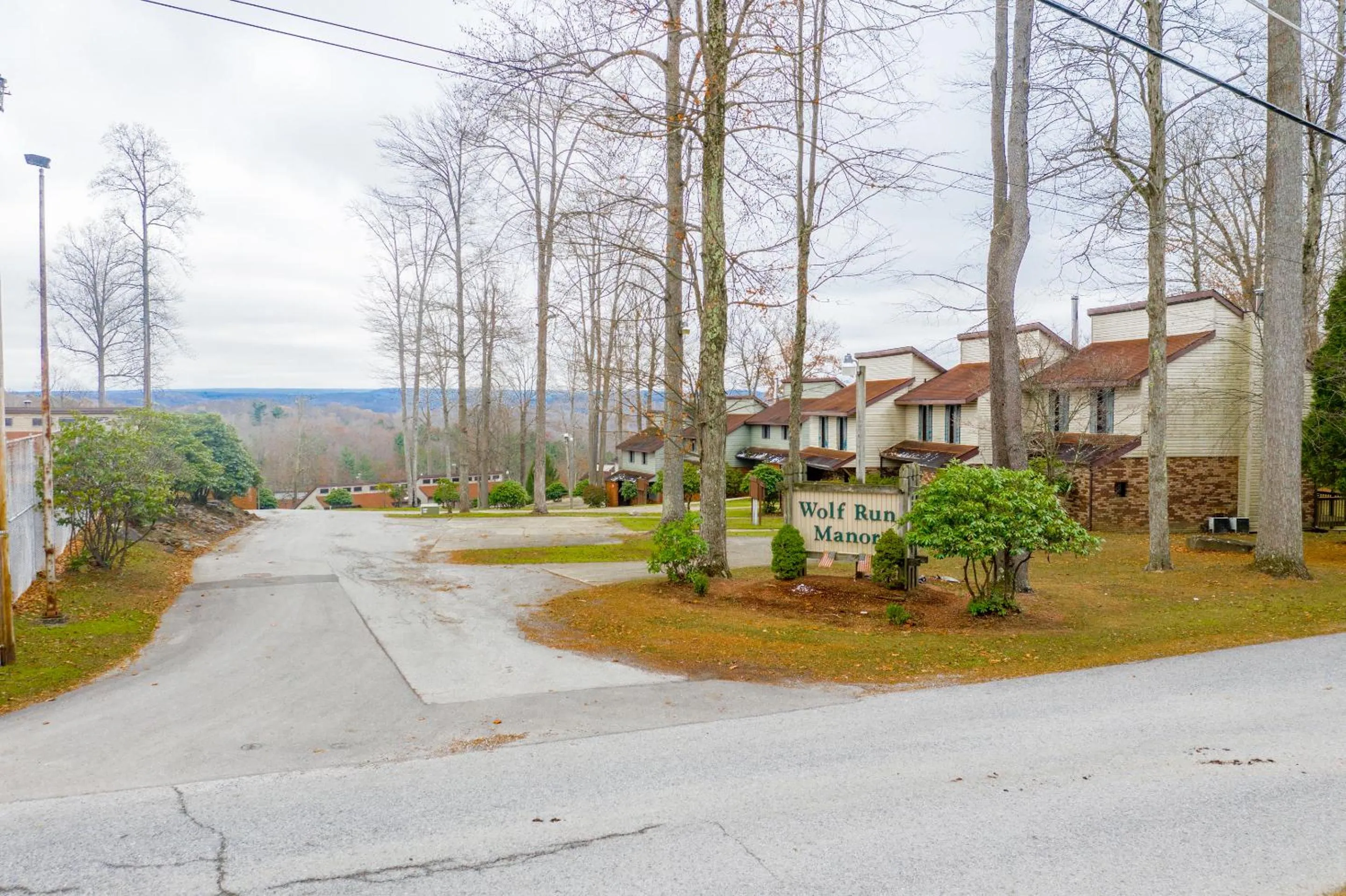 Property building in Crown Resorts at Silverwoods