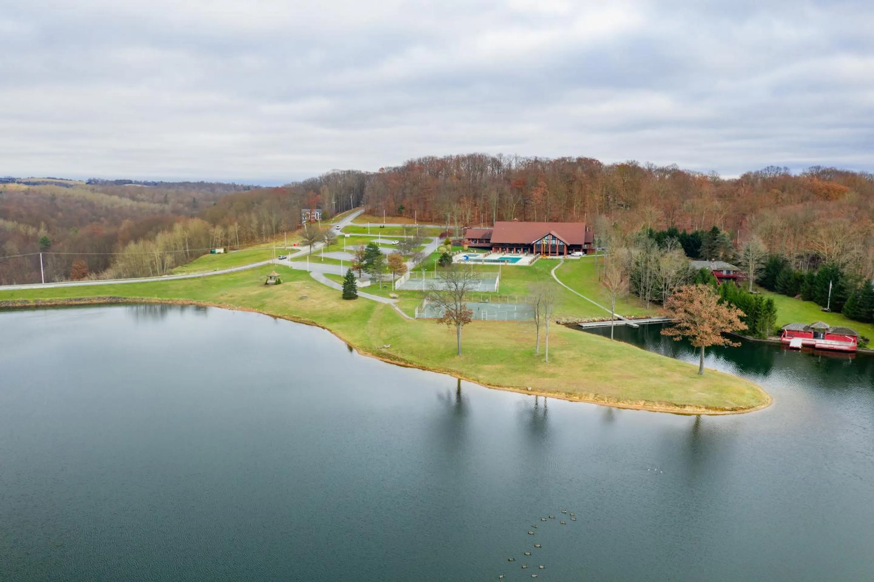 Bird's eye view in Crown Resorts at Silverwoods
