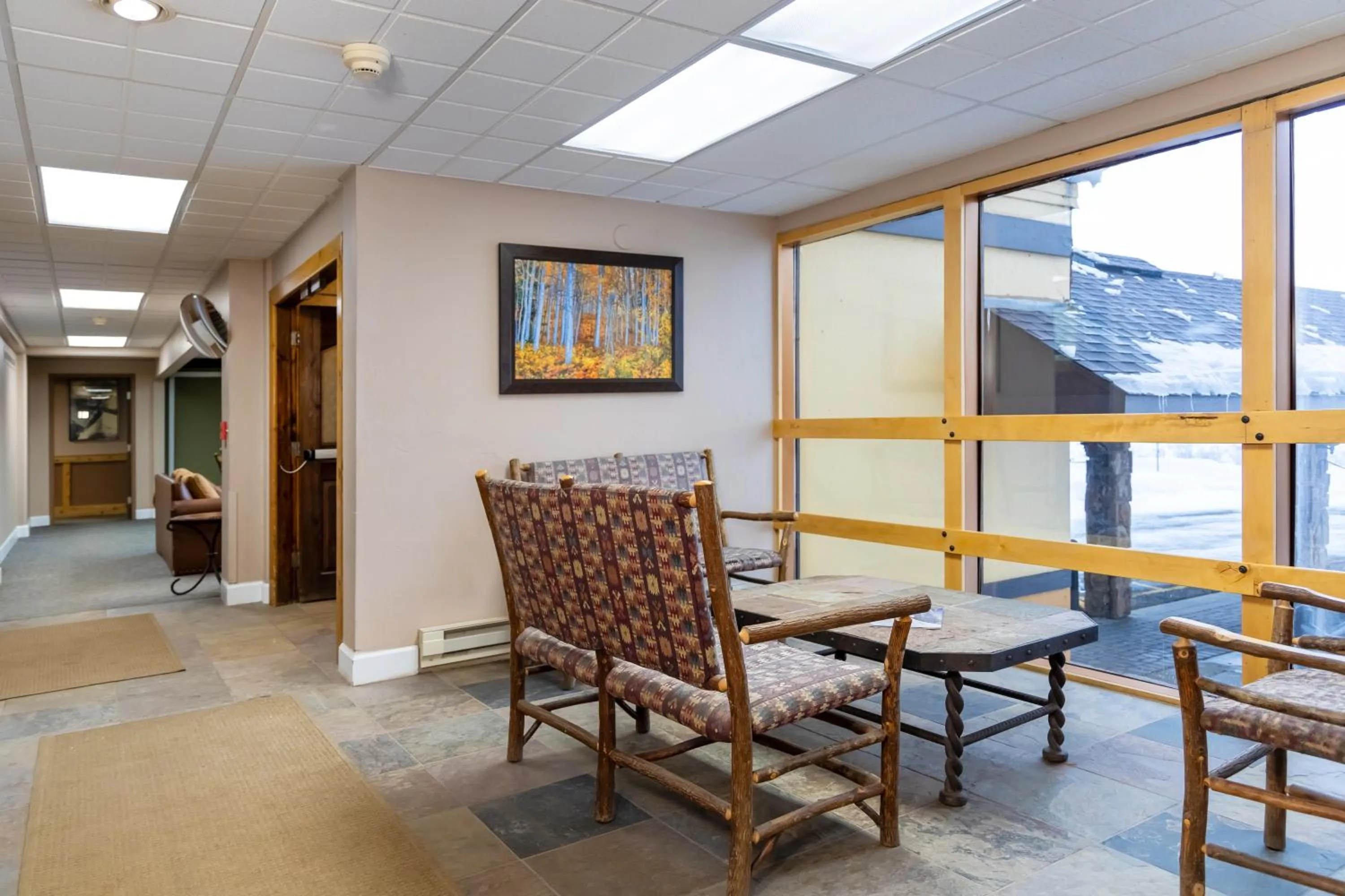 Seating area in Legacy Vacation Resorts Steamboat Springs Hilltop