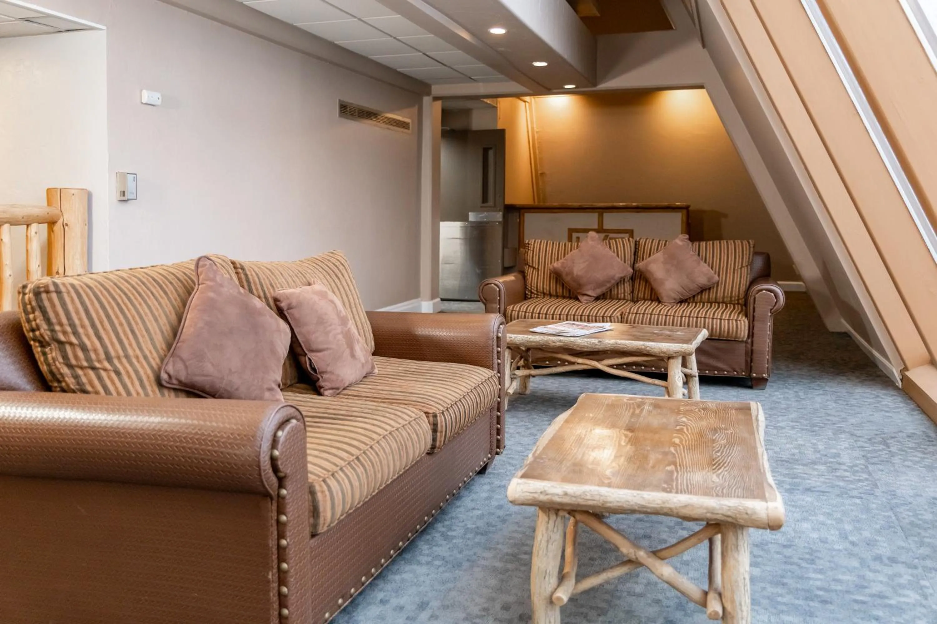 Seating area in Legacy Vacation Resorts Steamboat Springs Hilltop