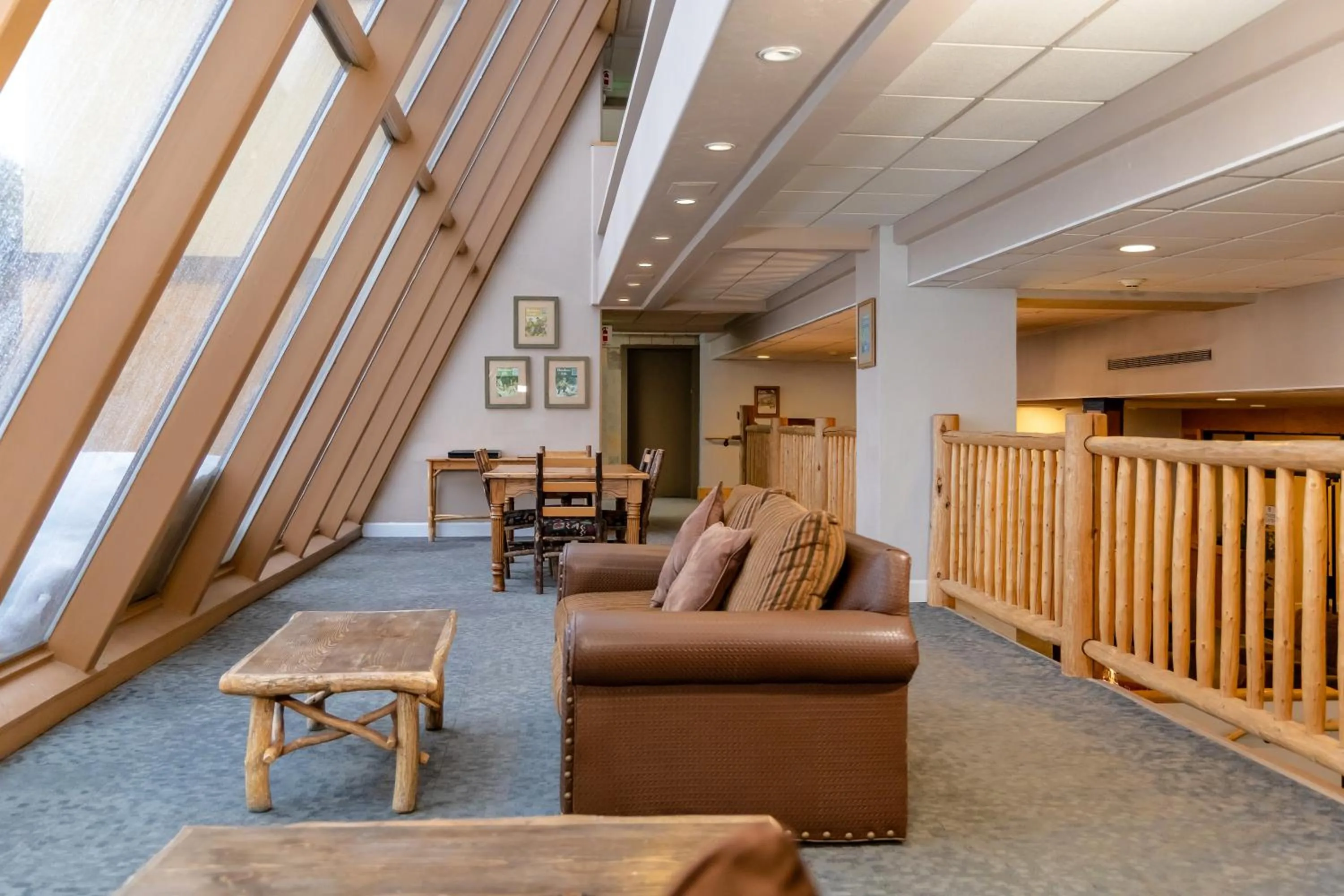 Seating area in Legacy Vacation Resorts Steamboat Springs Hilltop
