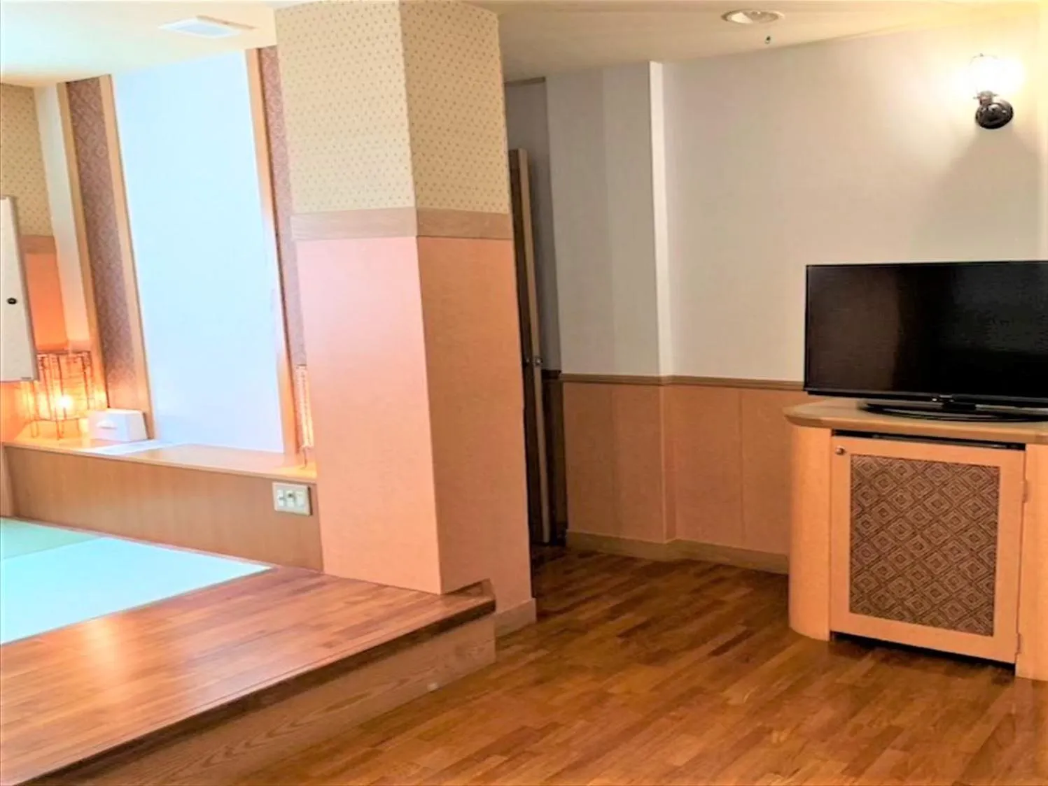 Photo of the whole room in Hotel bin