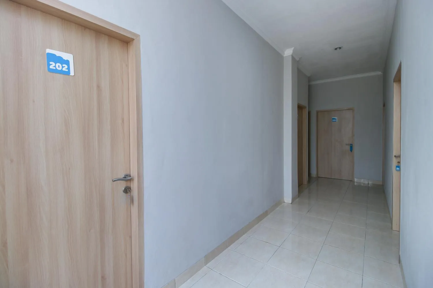 Facade/entrance in RedDoorz Syariah @ Cinere Depok