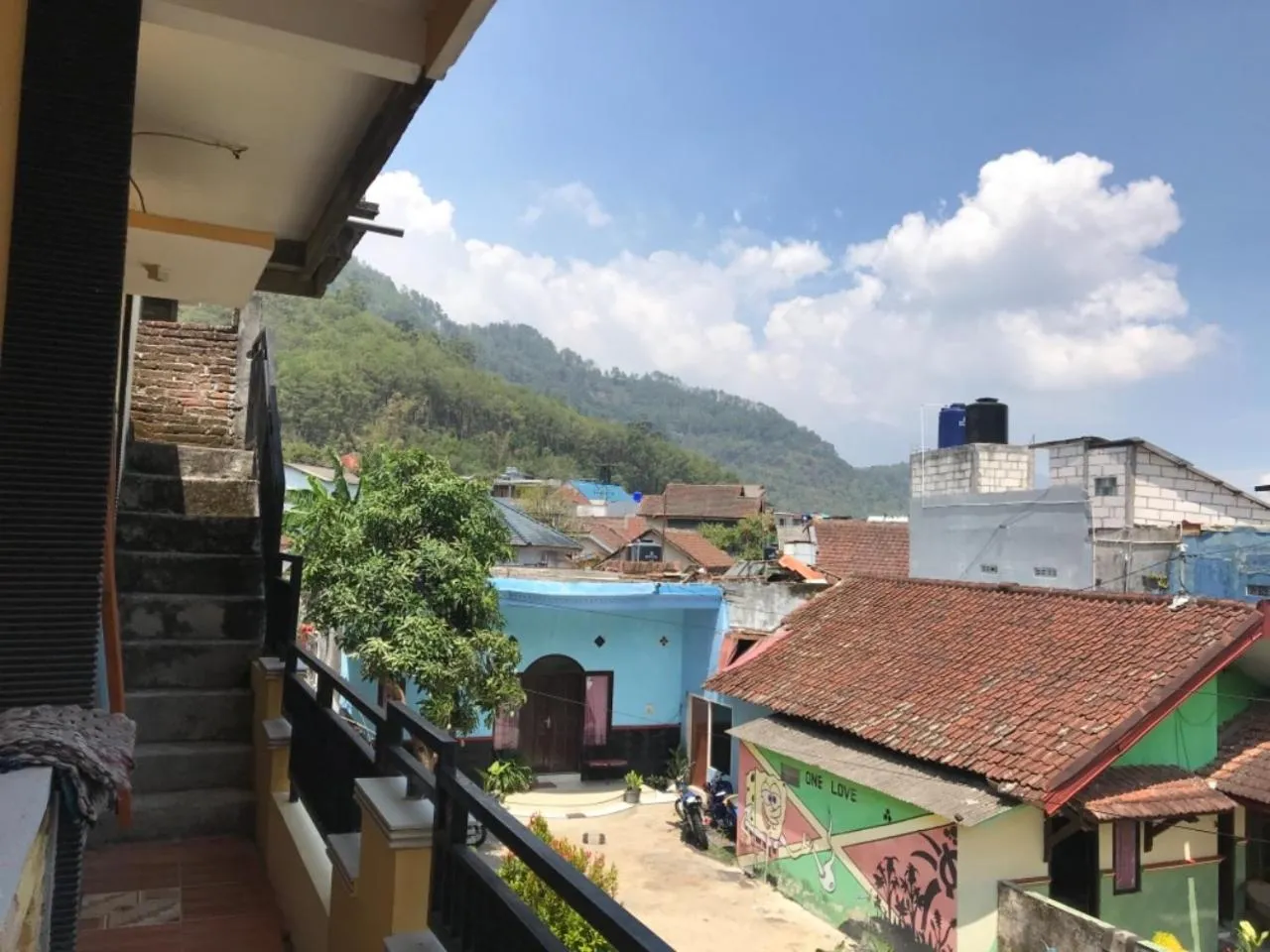 Mountain view in Villa Cahaya 9