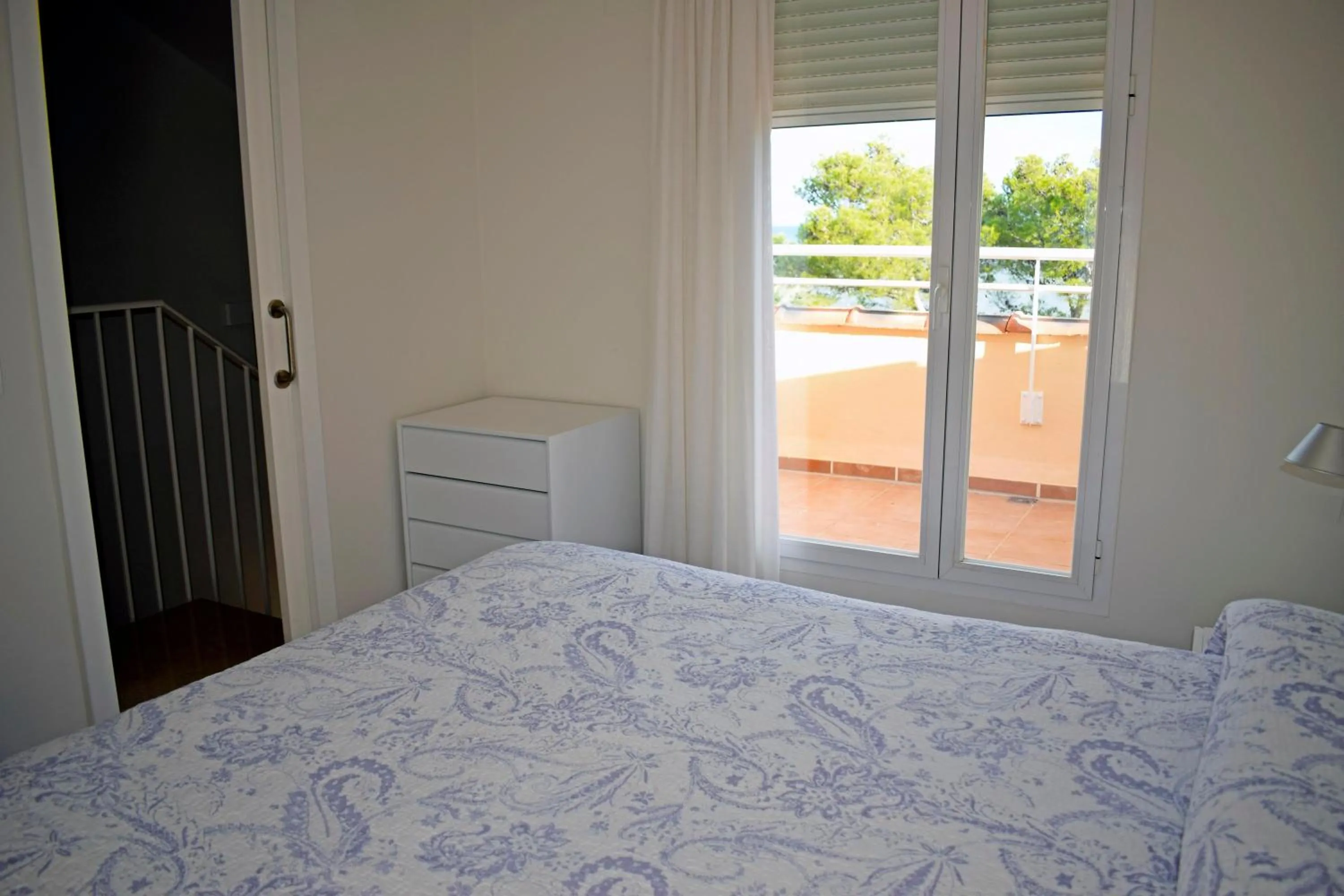 Bed in Anacasa Almadrava Azul Marino AT2202