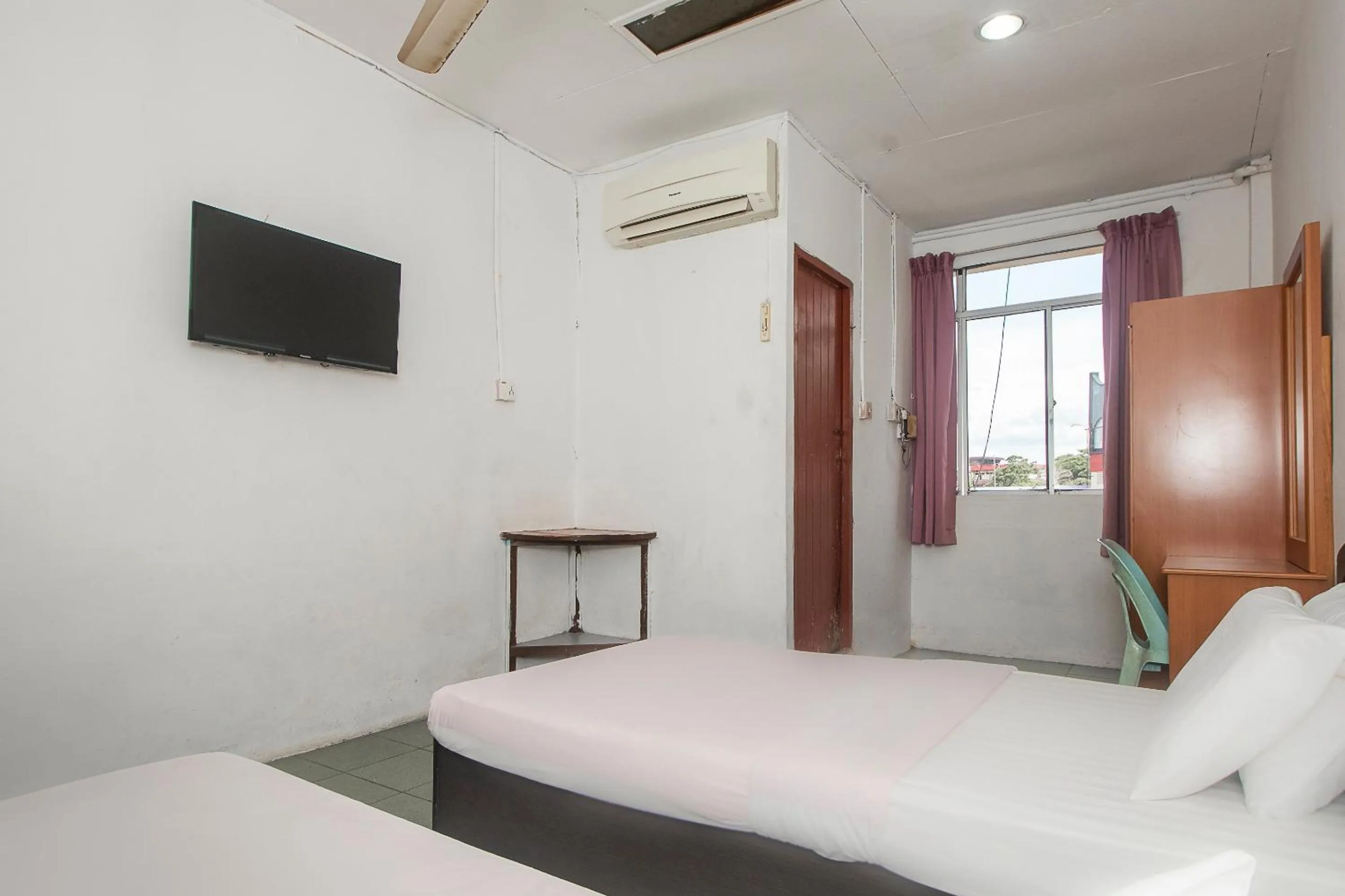 Bedroom in OYO 89706 To-day Hotel