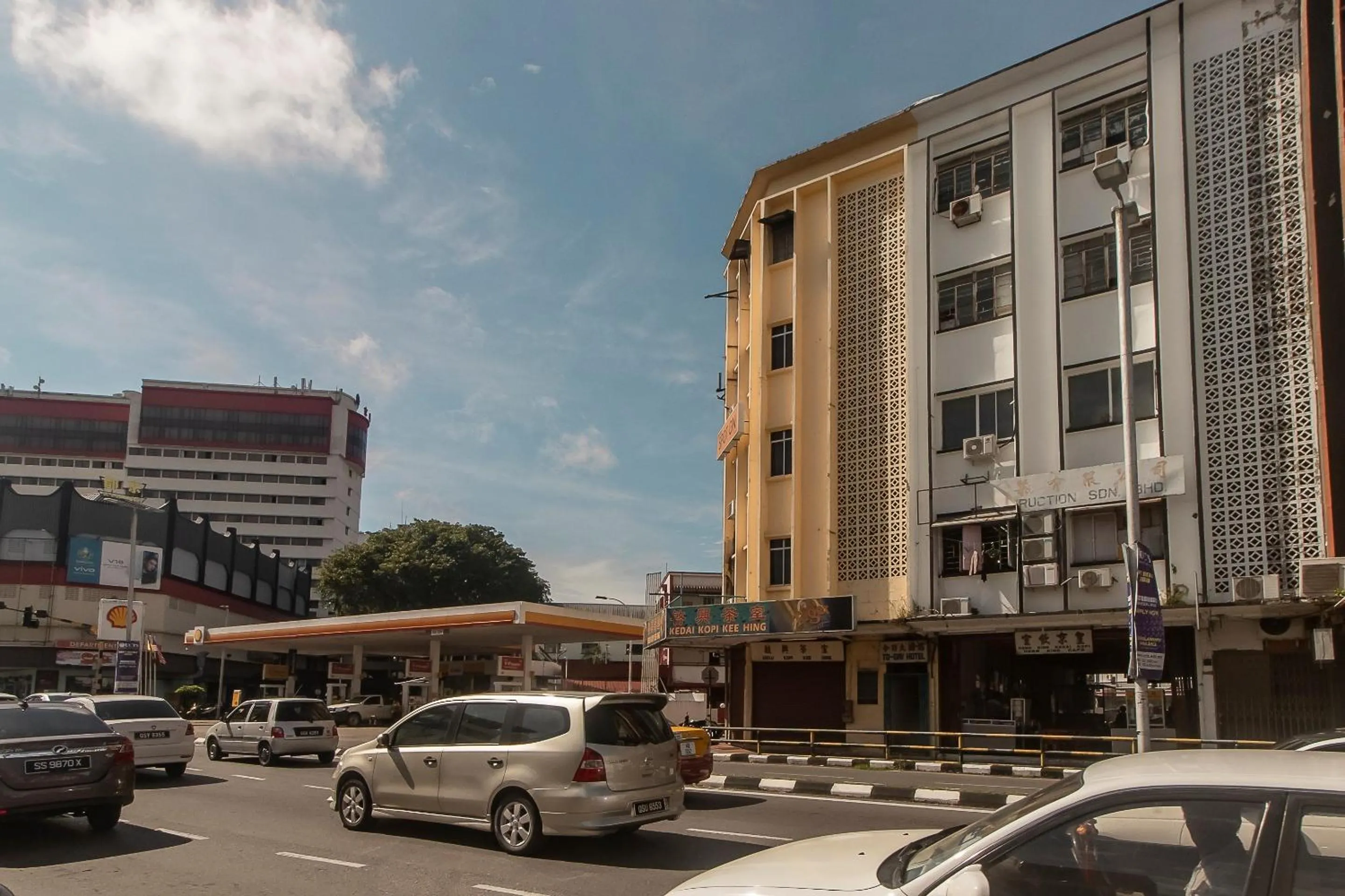 Facade/entrance in OYO 89706 To-day Hotel