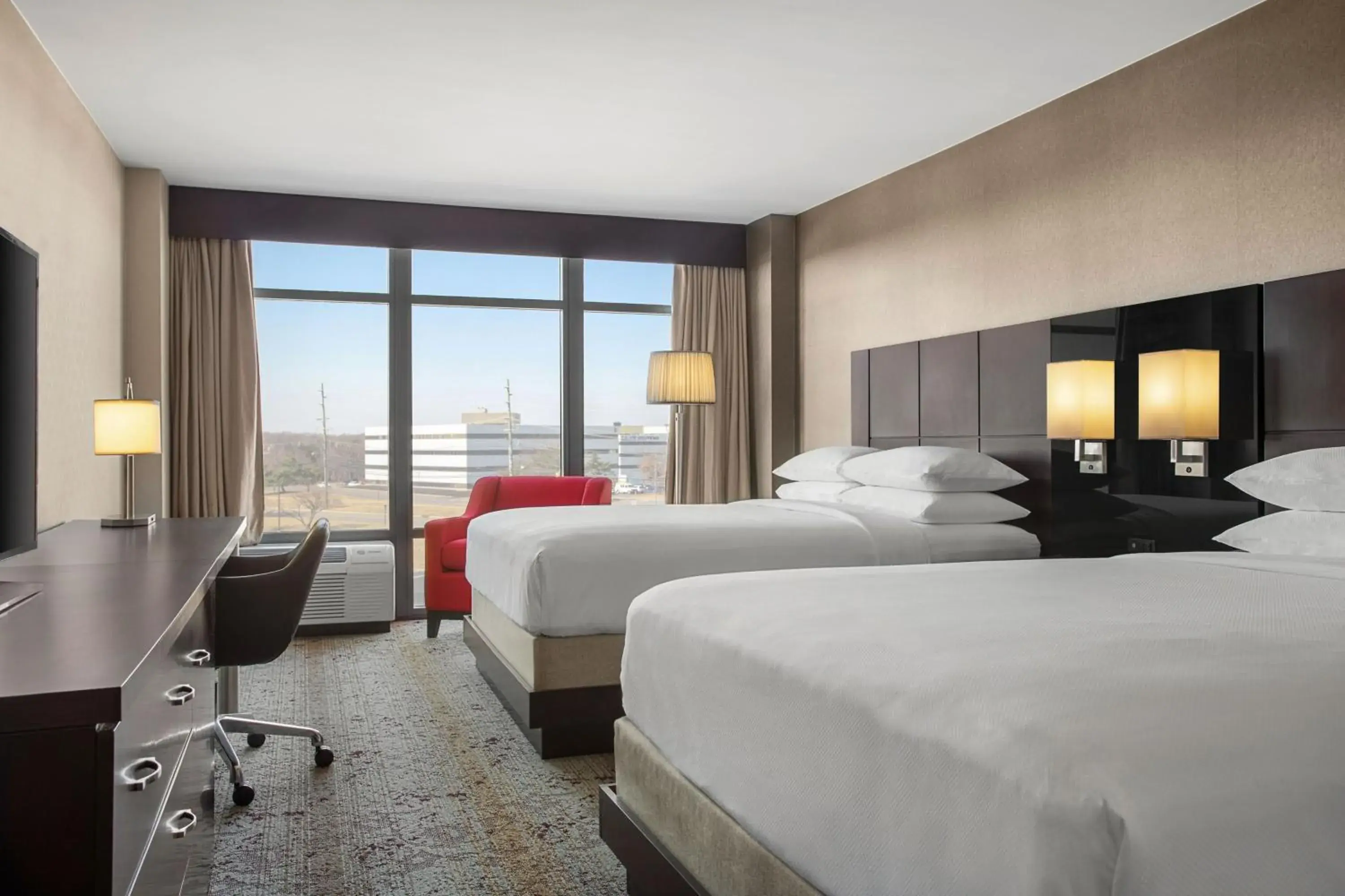 Queen Room with Two Queen Beds in Delta Hotels by Marriott Somerset Queen Room with Two Queen Beds in Delta Hotels by Marriott Somerset