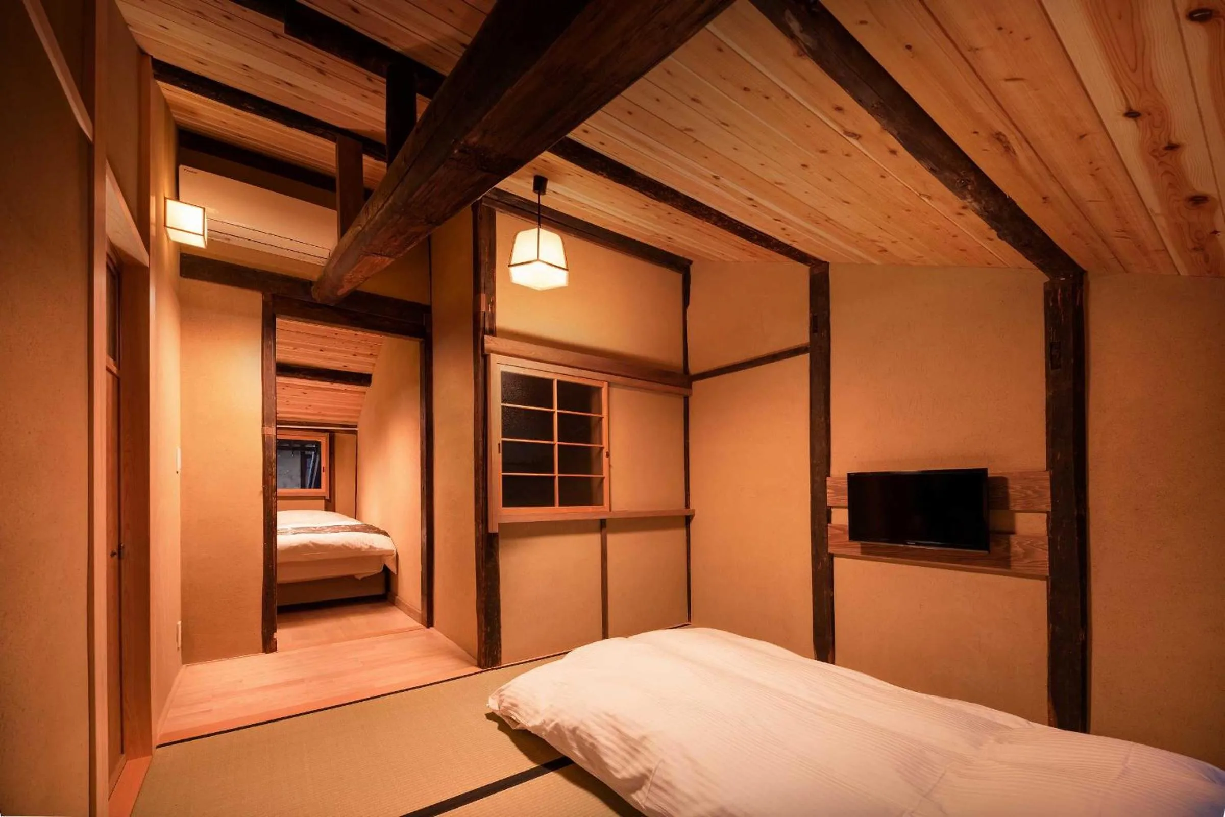 Photo of the whole room, Bed in Kanade Matsubaragokomachi-Momijittei