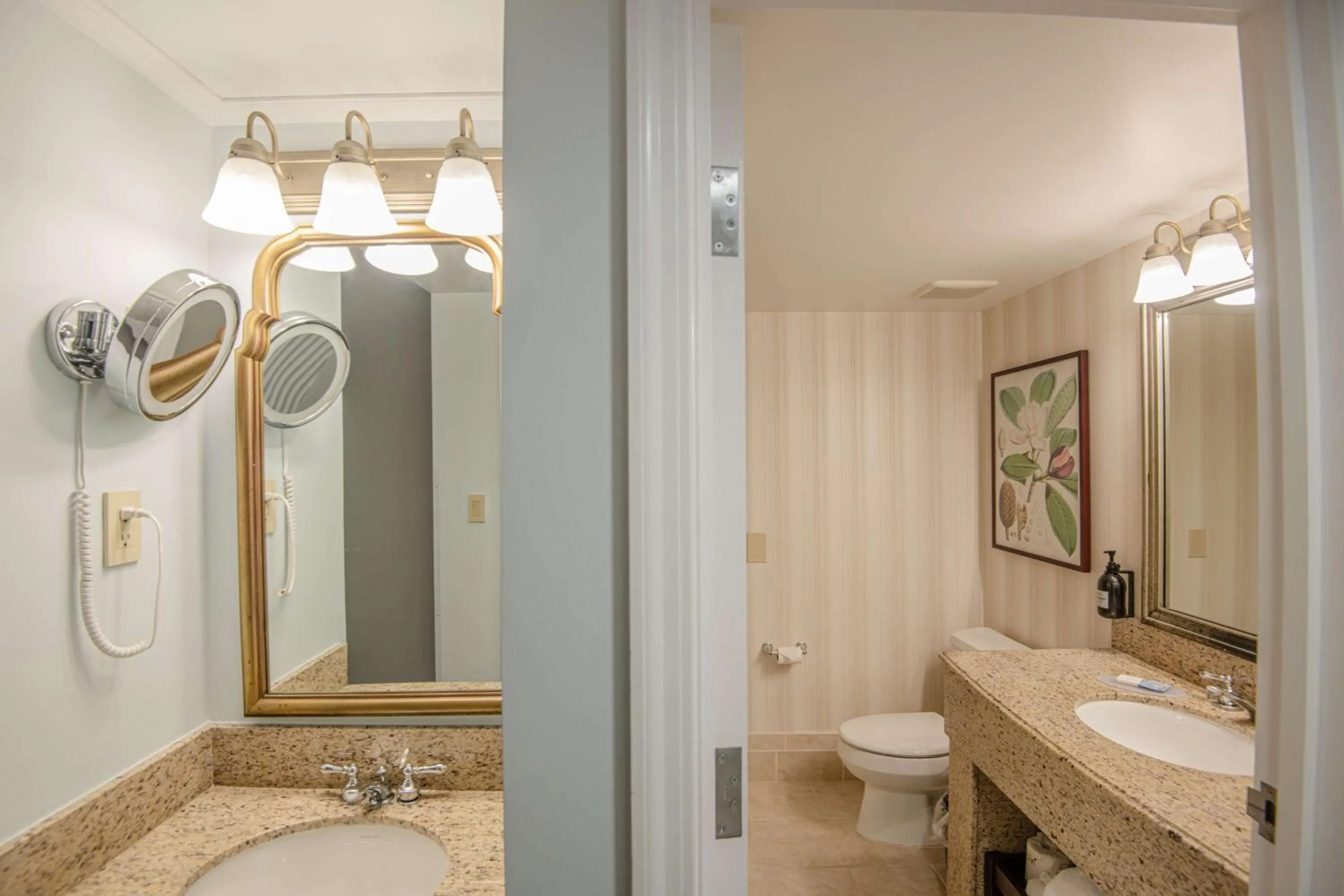 Bathroom in The Founders Inn & Spa Tapestry Collection By Hilton