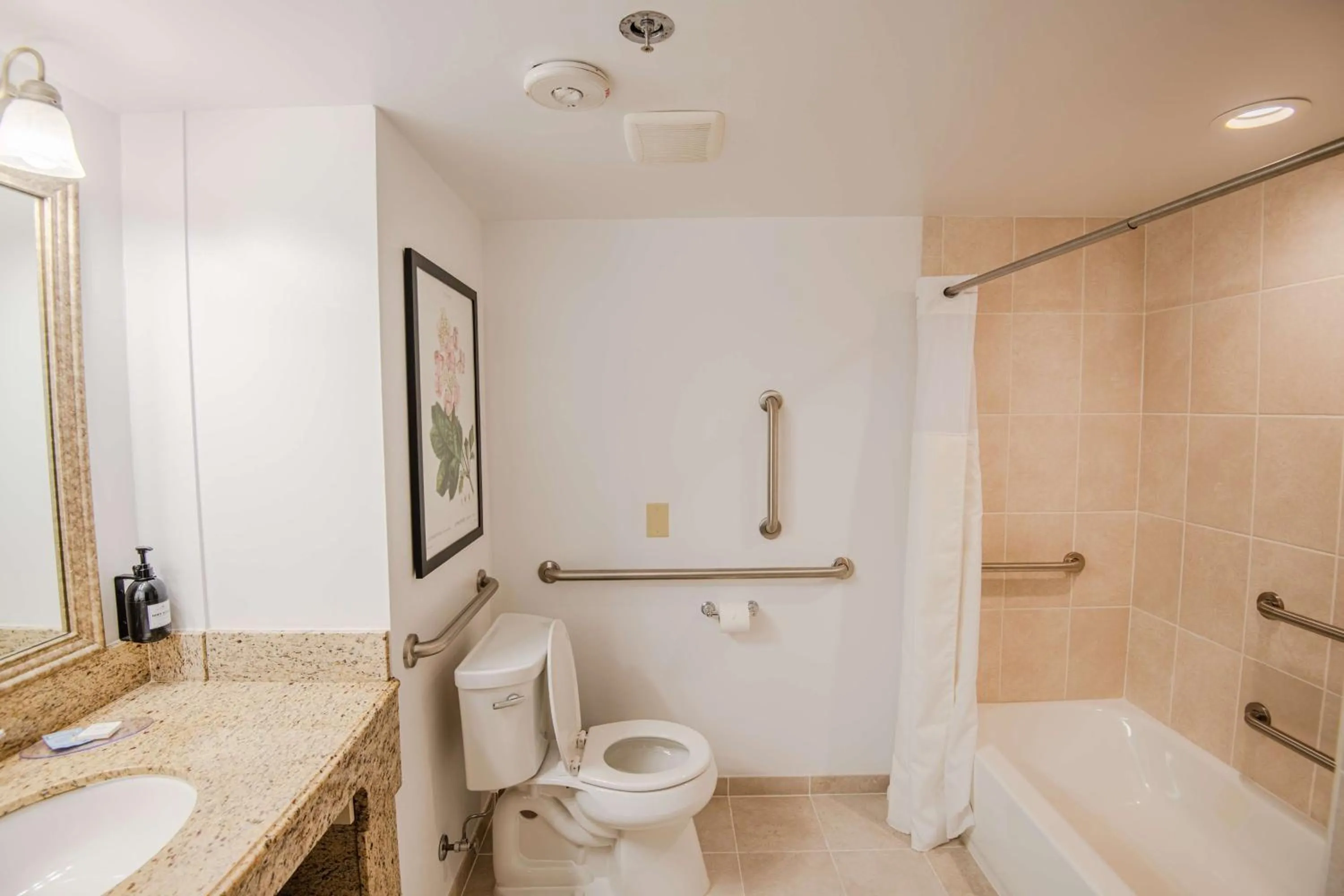 Bathroom in The Founders Inn & Spa Tapestry Collection By Hilton