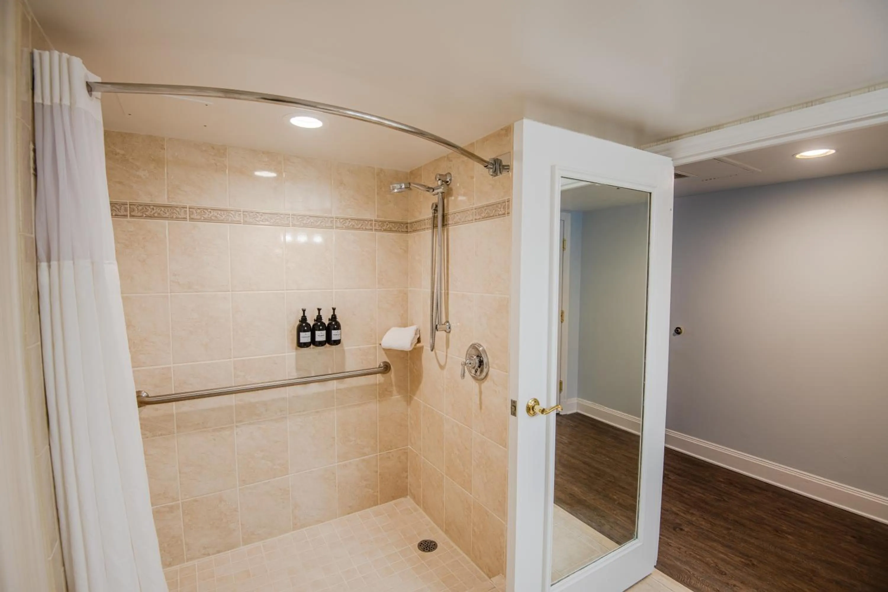 The Founders Inn & Spa Tapestry Collection By Hilton