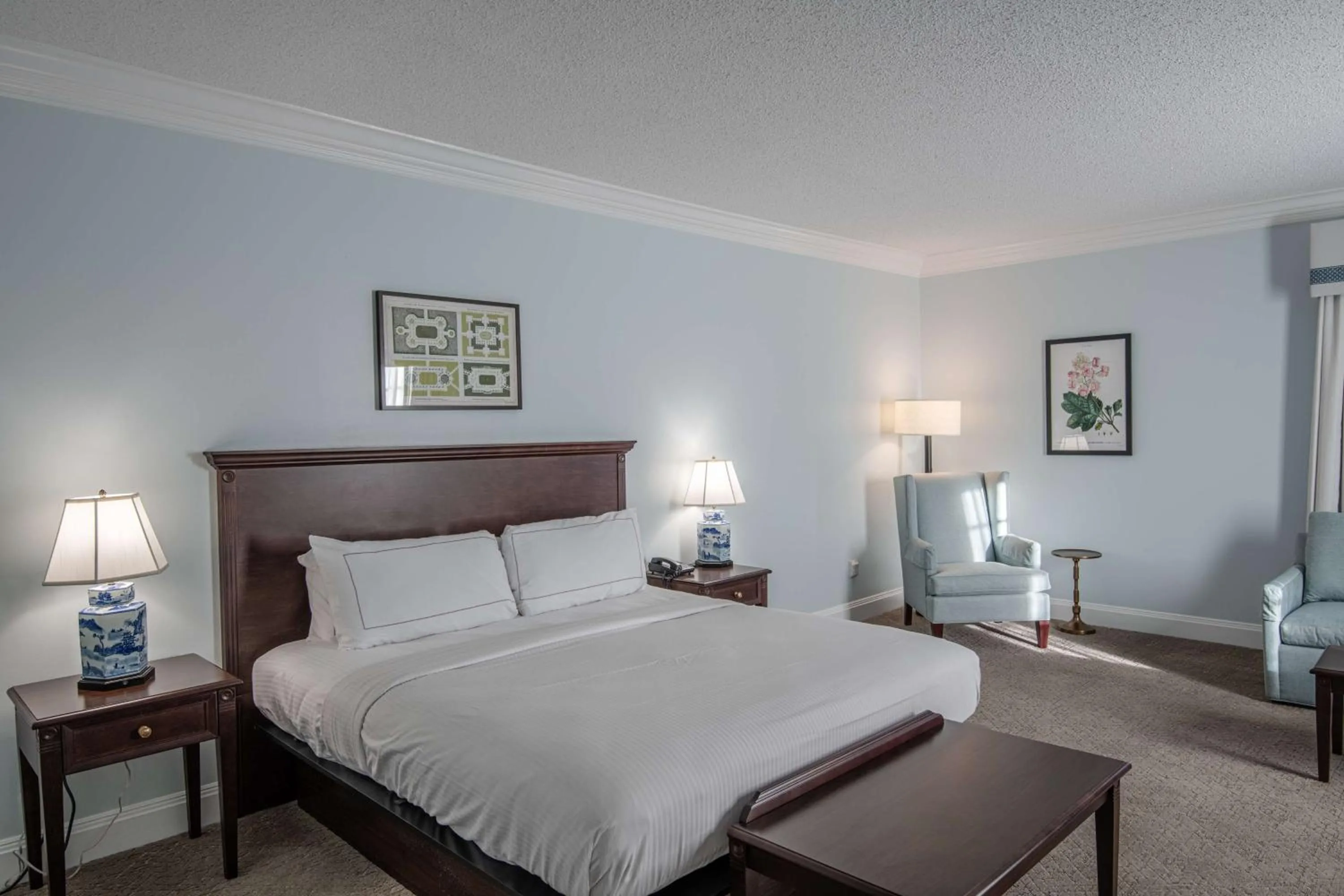 Bed in The Founders Inn & Spa Tapestry Collection By Hilton