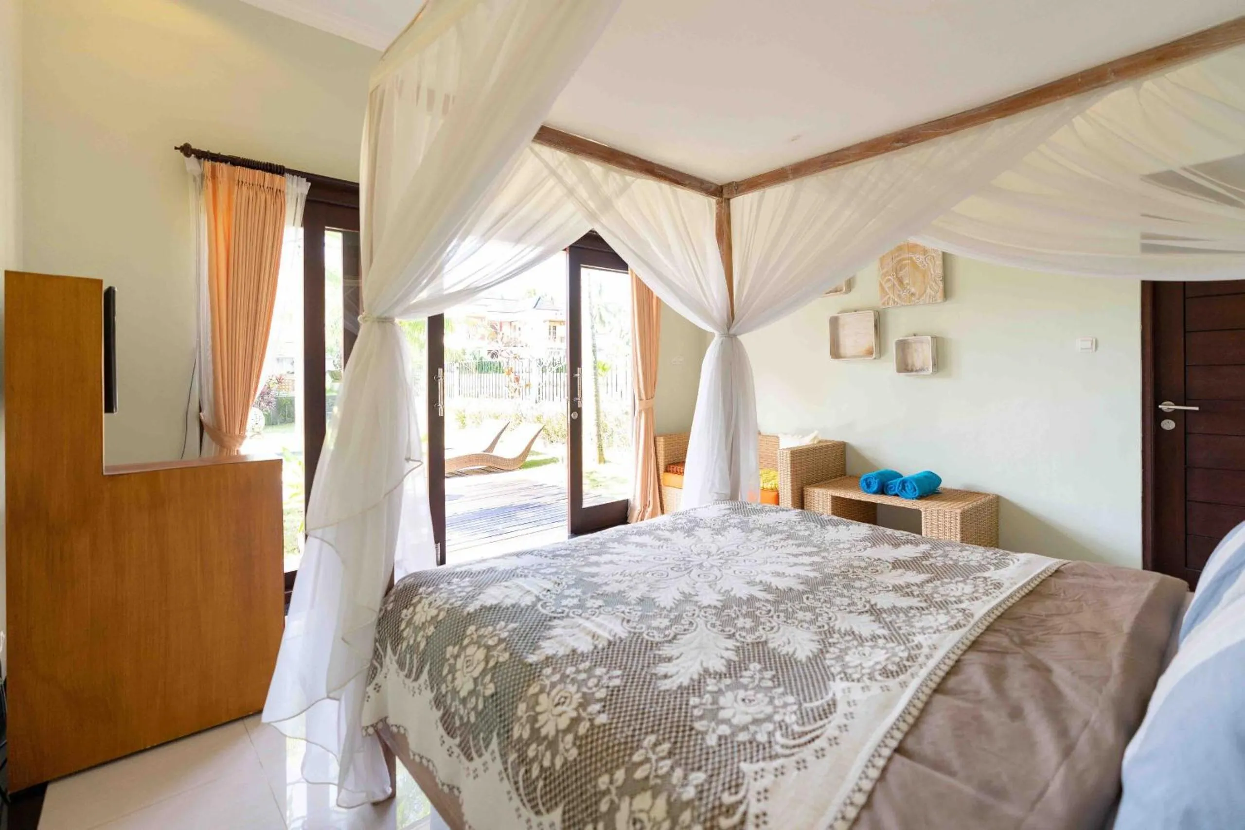Photo of the whole room, Bed in Widi Agung Villa