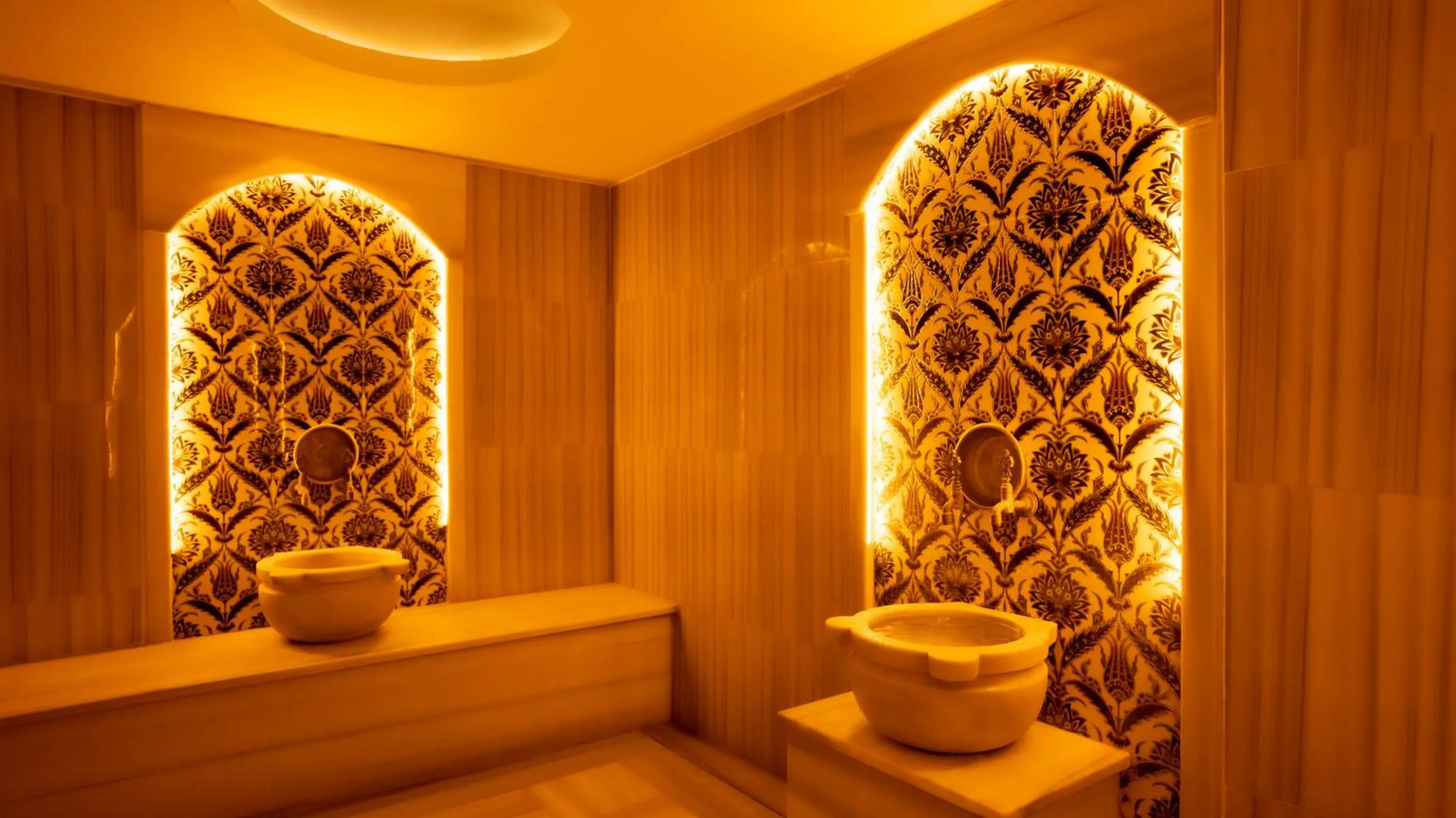 Spa and wellness centre/facilities in Farina Hotel By Cigno