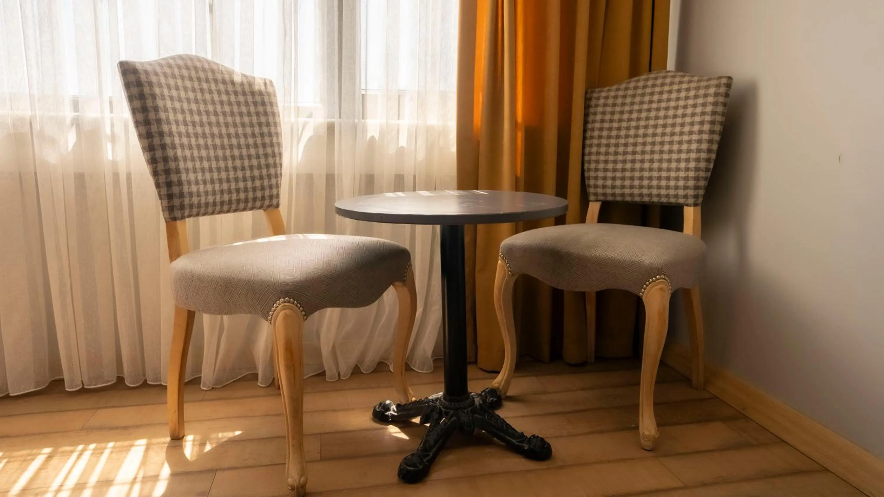 Seating area in Farina Hotel By Cigno