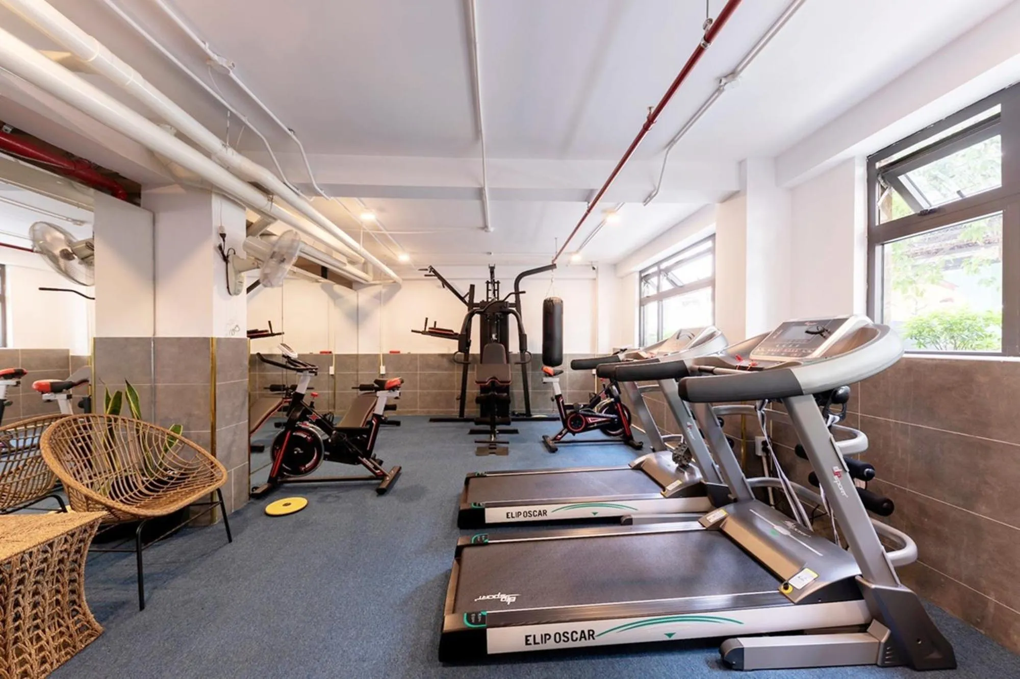 Fitness centre/facilities in KunKin Luxury Hotel & Apartment