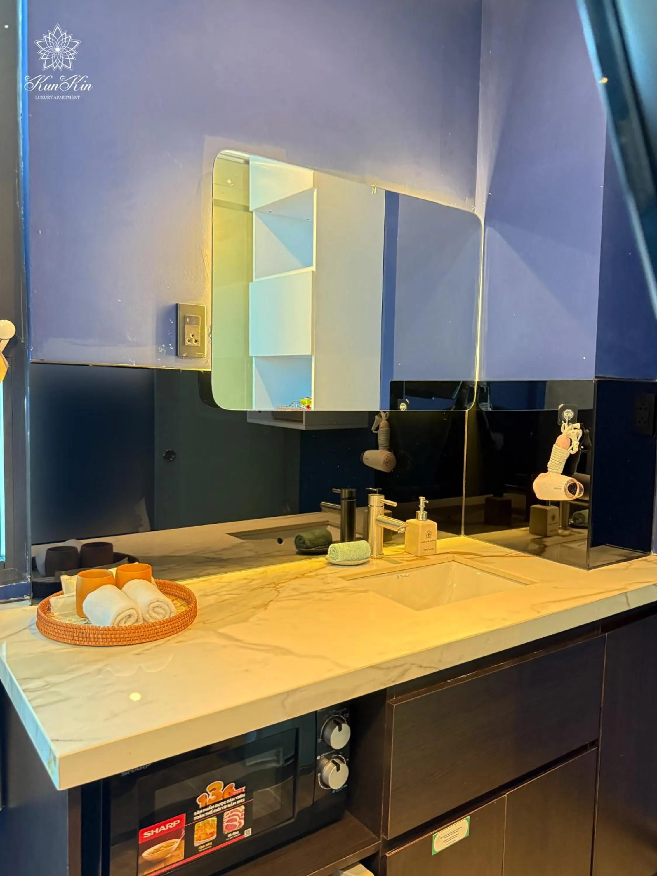 hair dryier in KunKin Luxury Hotel & Apartment