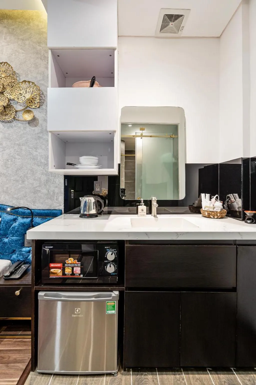 Coffee/tea facilities in KunKin Luxury Hotel & Apartment