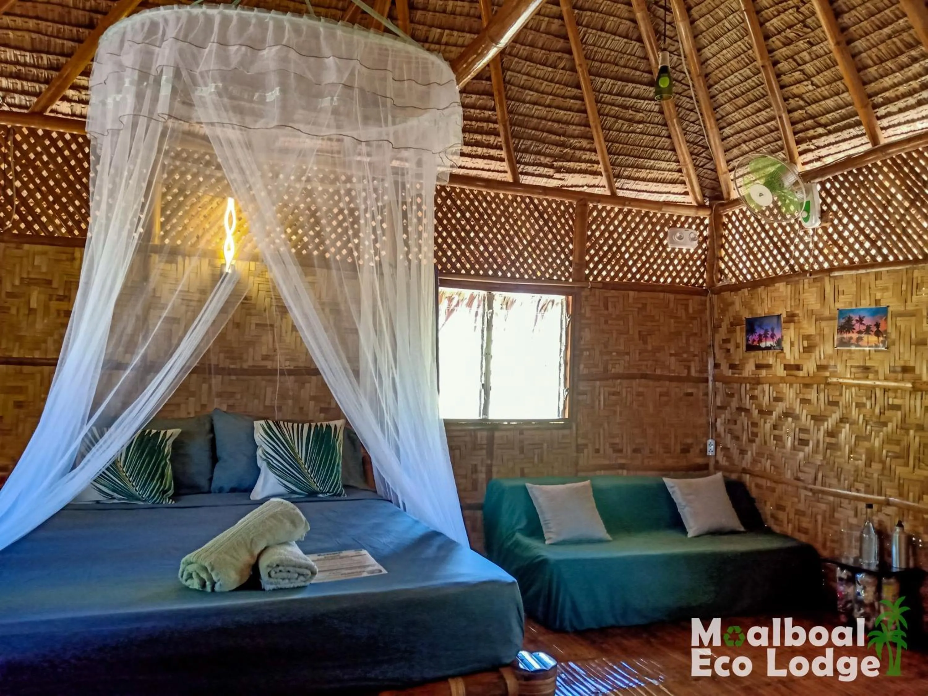 Bedroom, Bed in Moalboal Eco Lodge