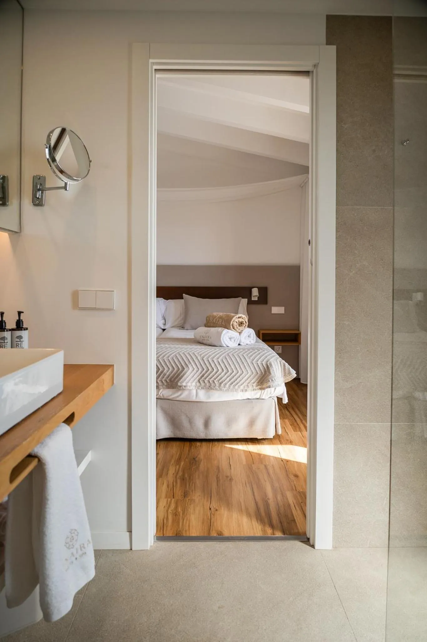 Bed in Ynaira hotel & Spa