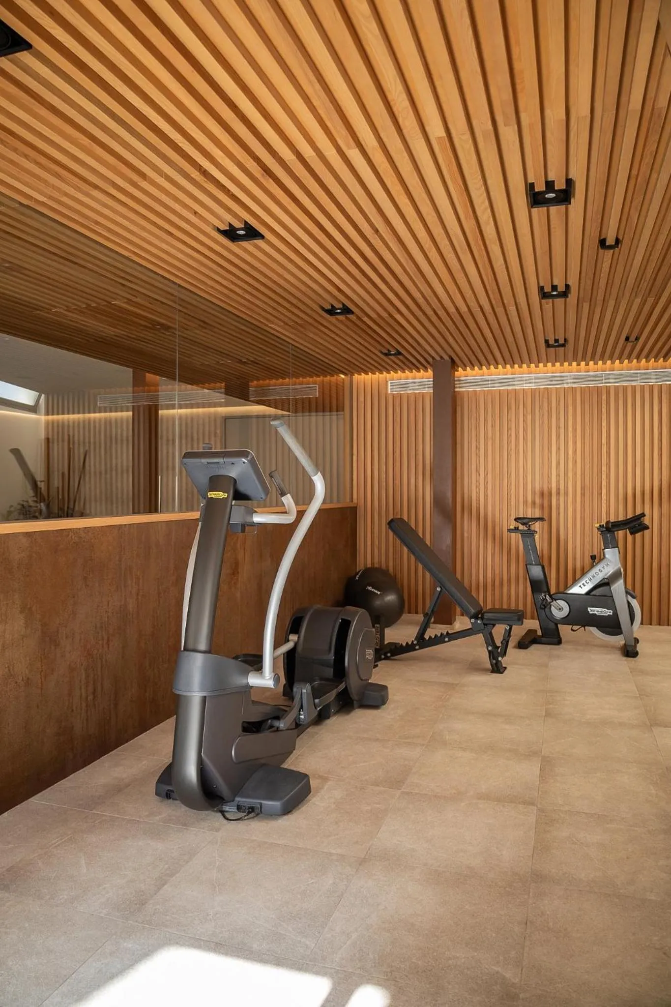 Fitness centre/facilities in Ynaira hotel & Spa
