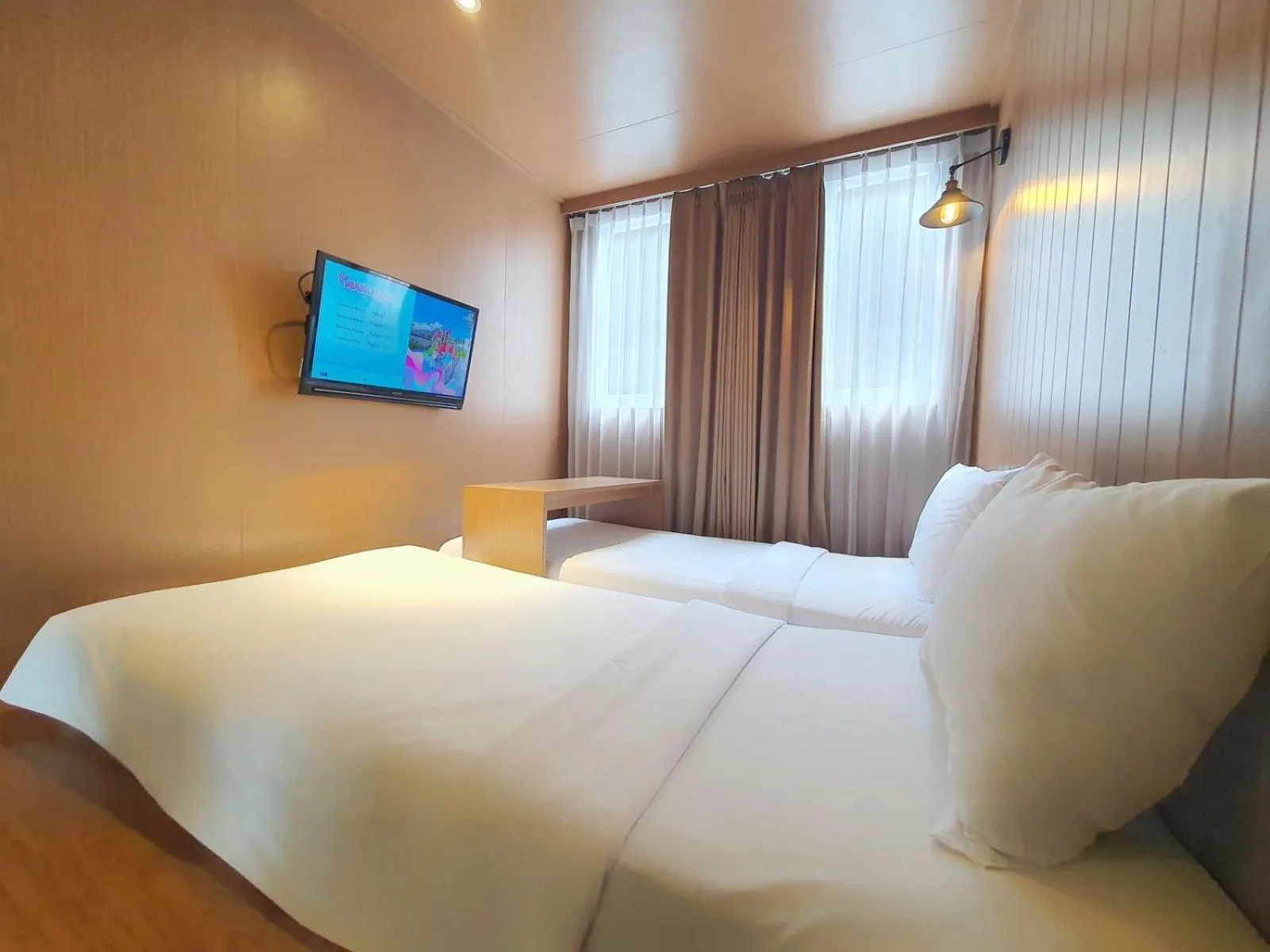 Bedroom, Bed in Kontena Hotel