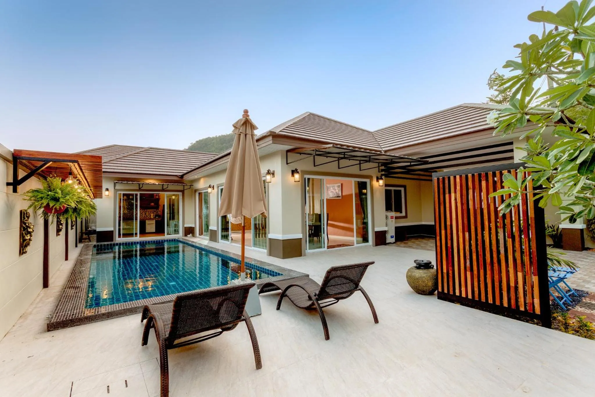 Three-Bedroom Villa in The Peak Pool Villa