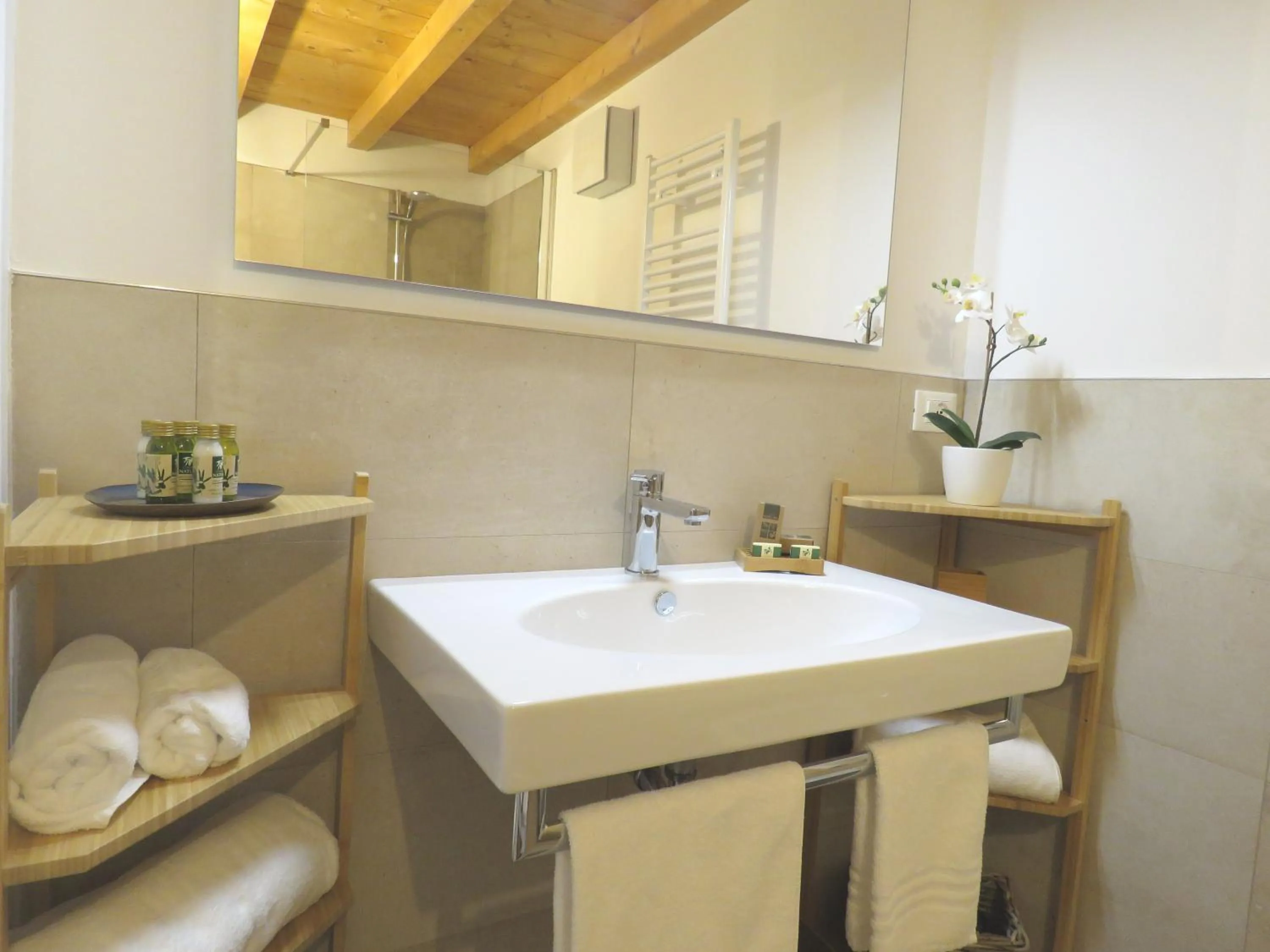 Bathroom in Antico Podere San Luca