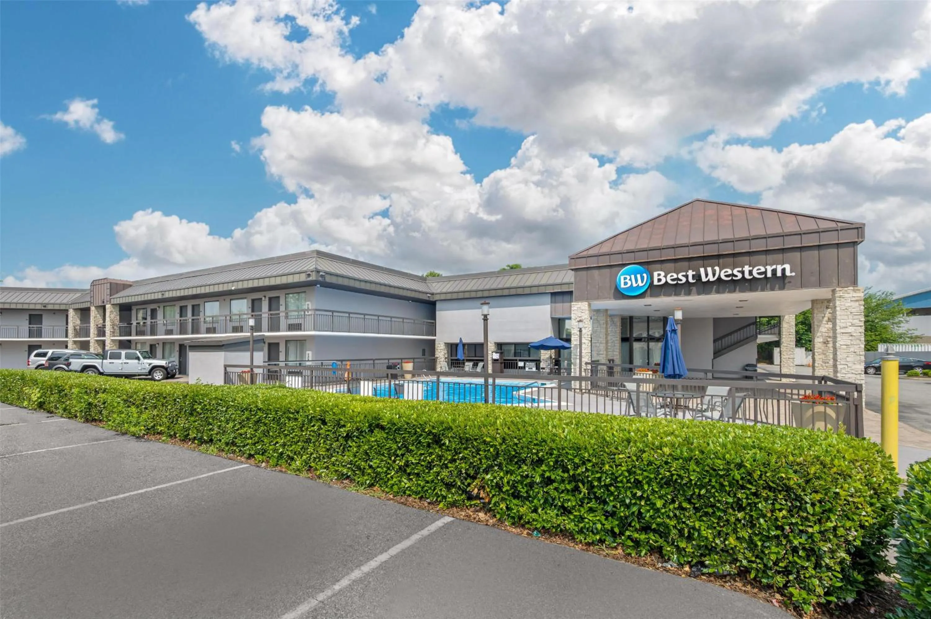 Property building in Best Western Center Inn