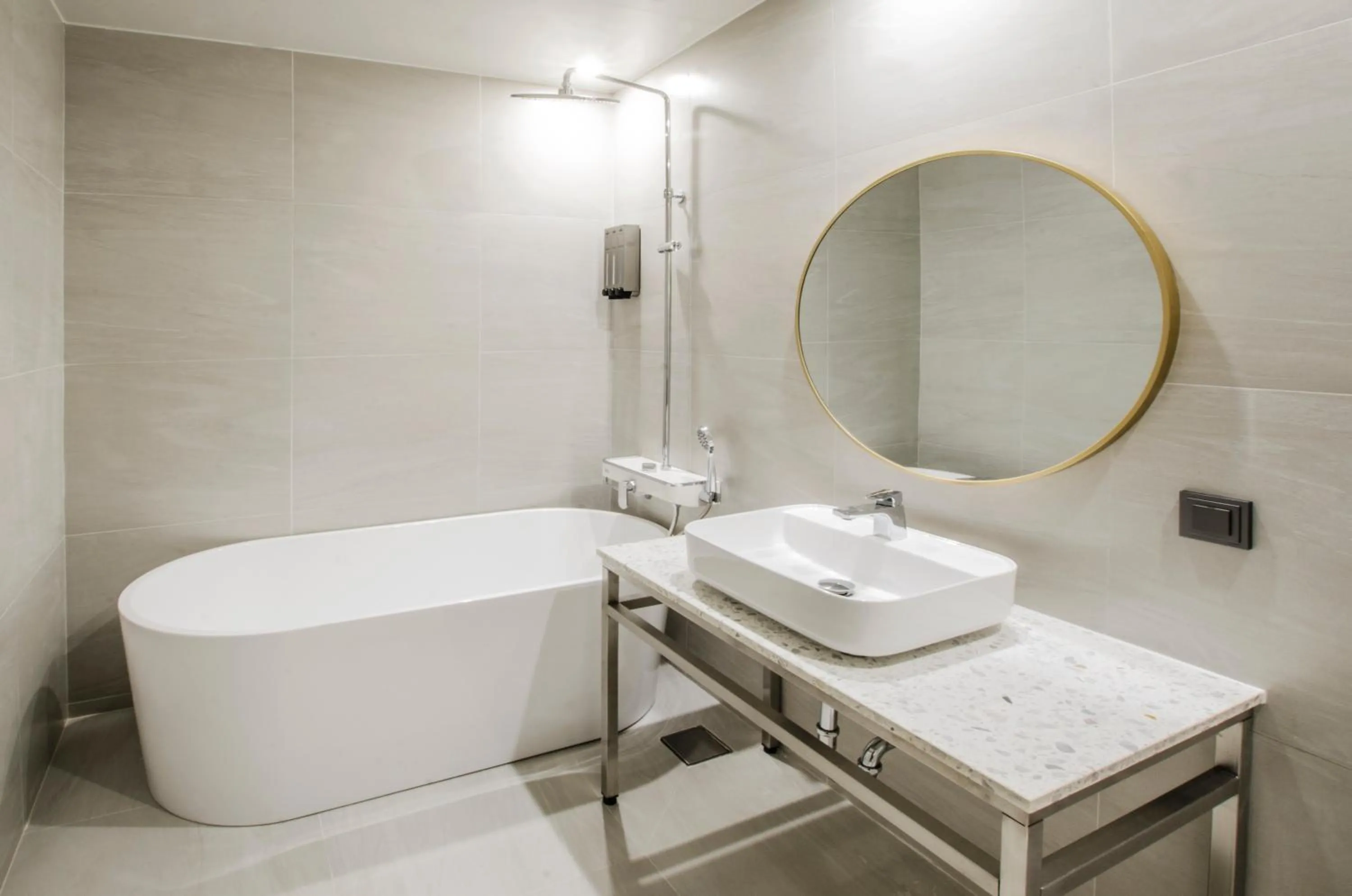 Bathroom in Hotel the Castle Jamsil#1