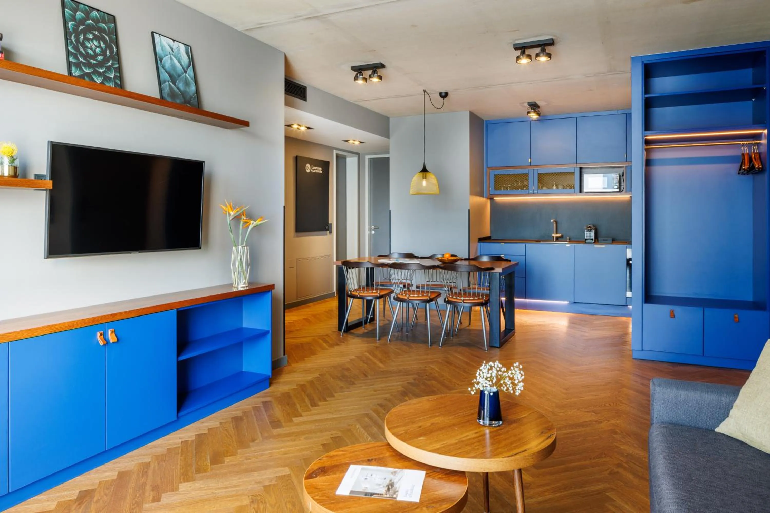 TV and multimedia in Downtown Apartments Mitte-Wedding