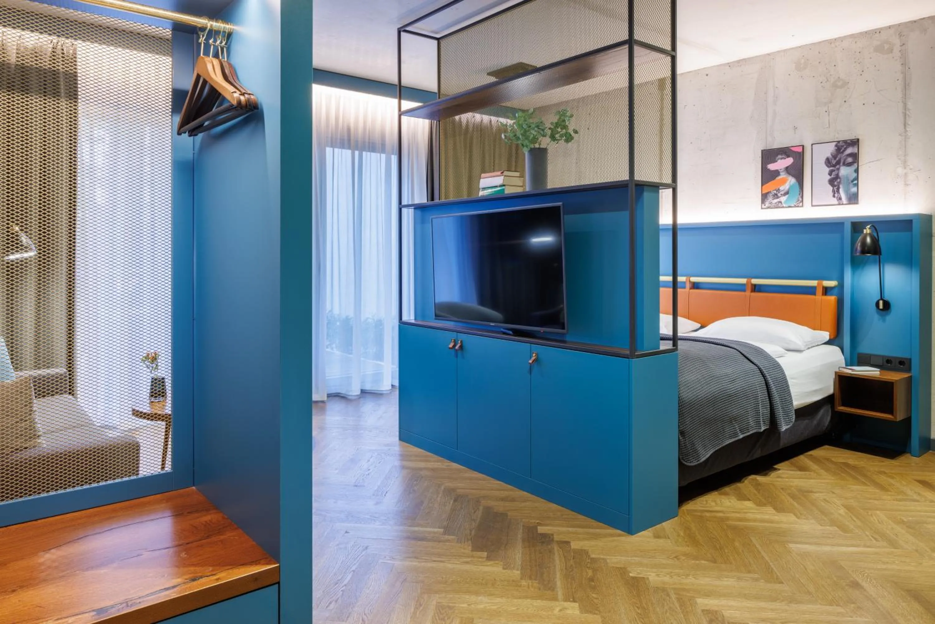 Living room, Bed in Downtown Apartments Mitte-Wedding