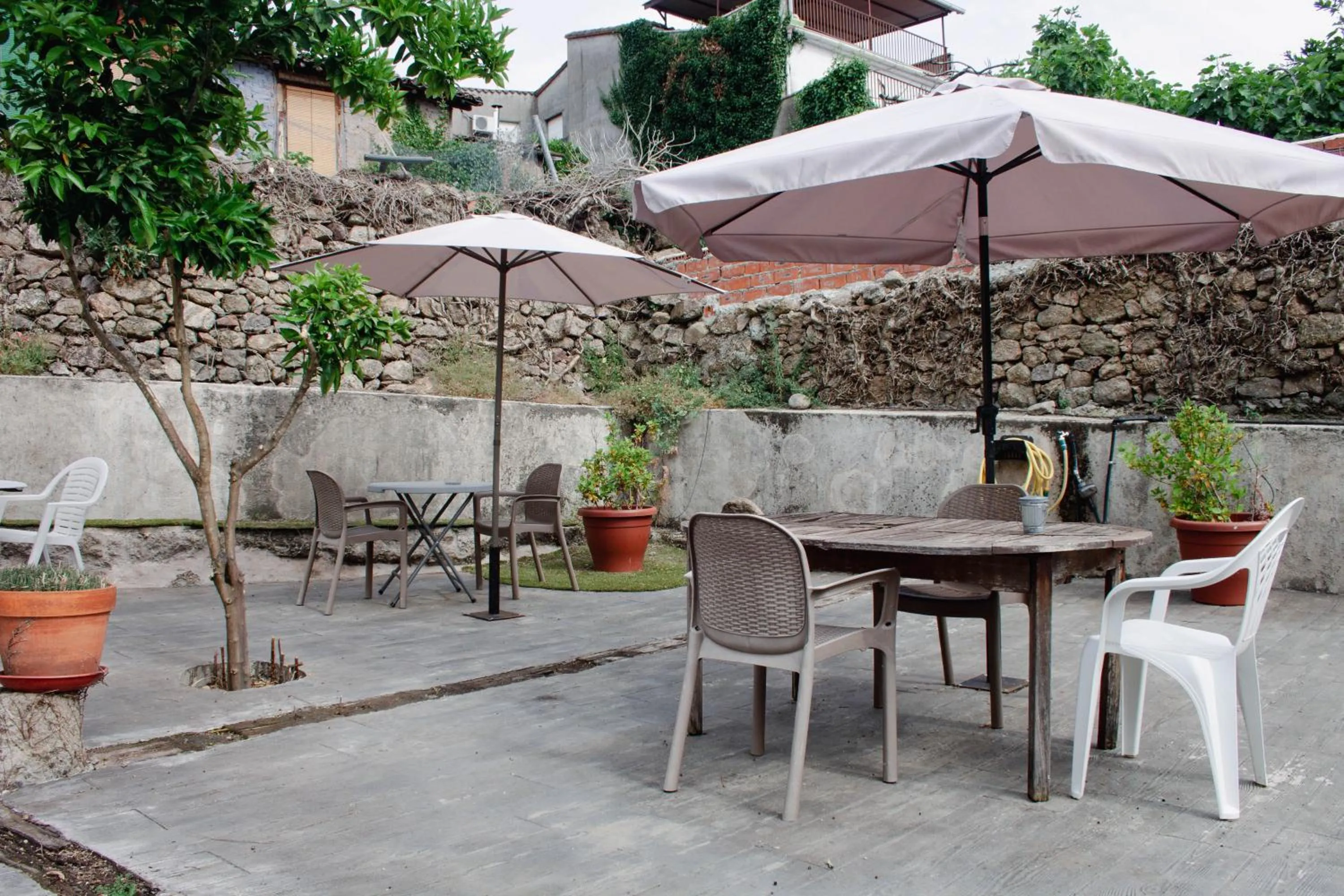 Patio in Apartamentos Rurales La Vera