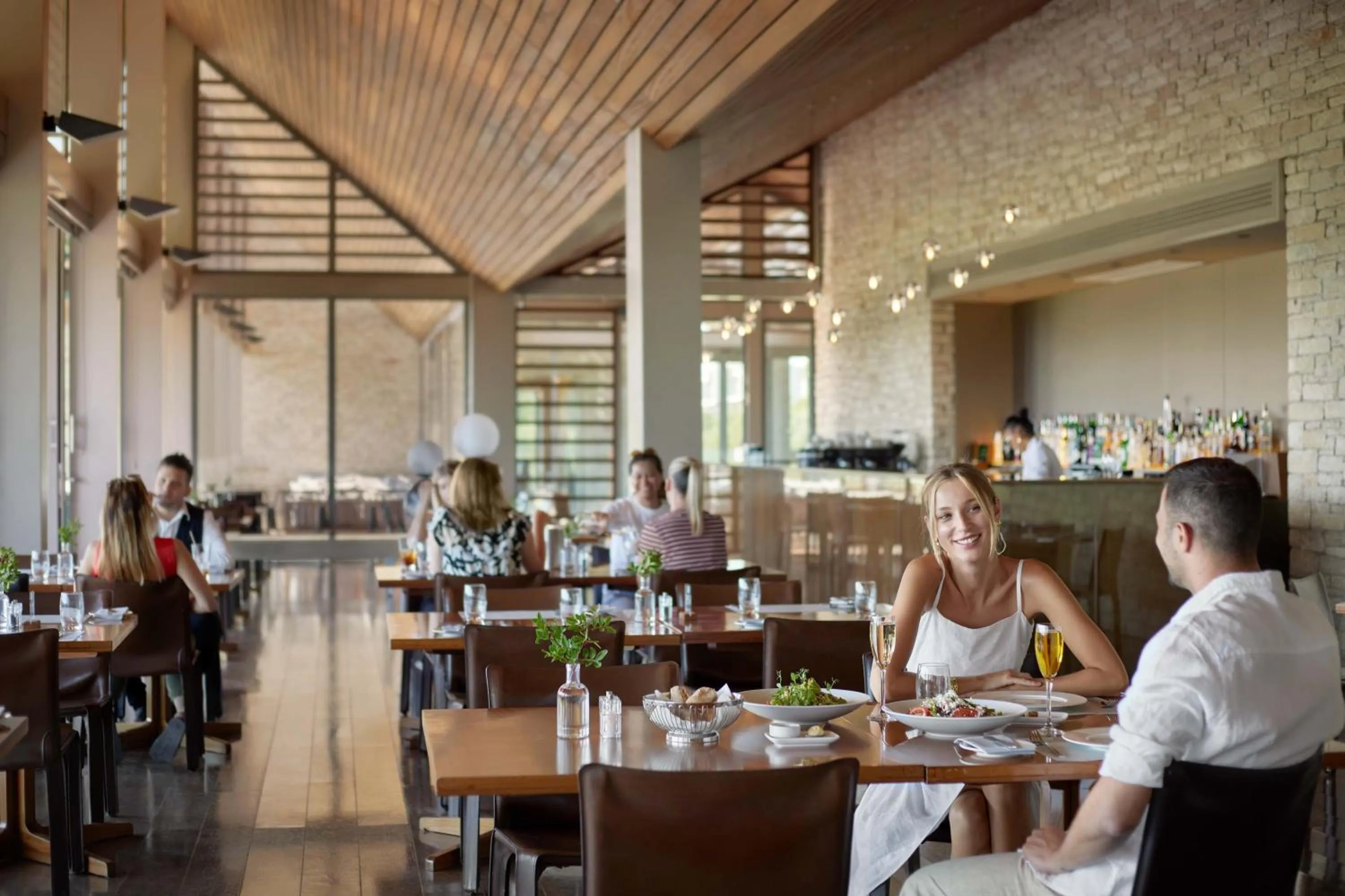 Restaurant/places to eat in Minthis Resort