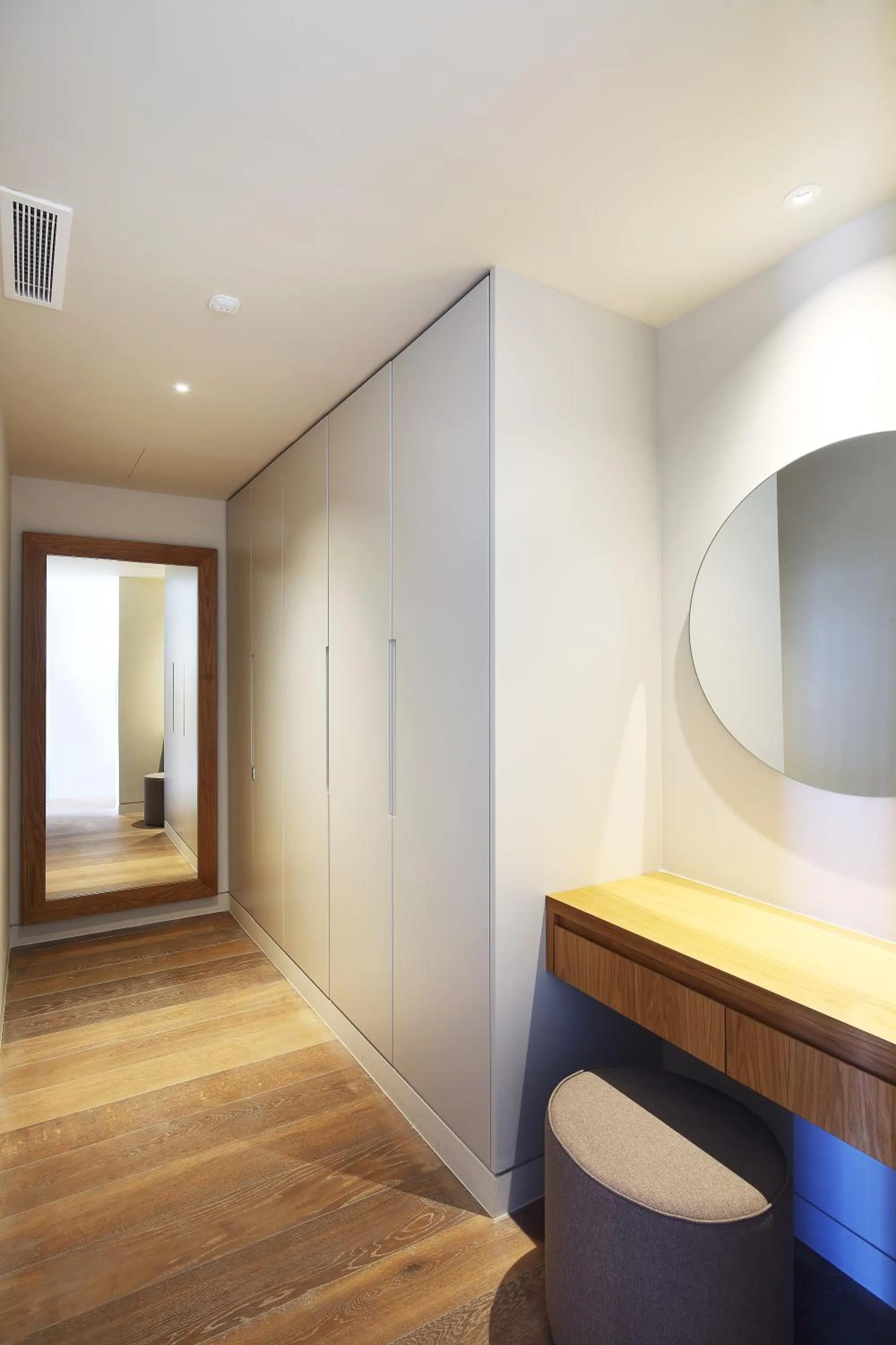 wardrobe in Minthis Resort