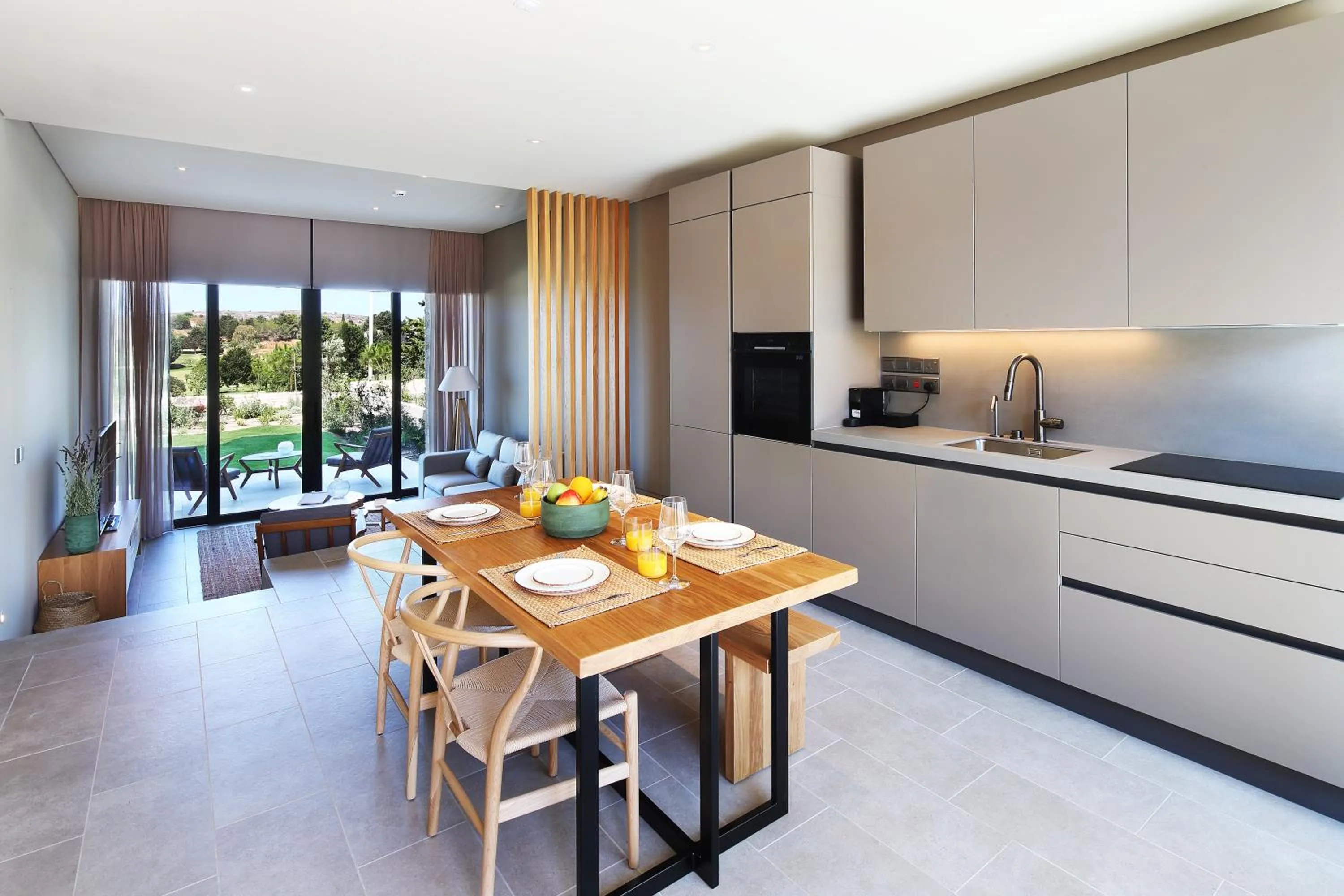 Dining area in Minthis Resort