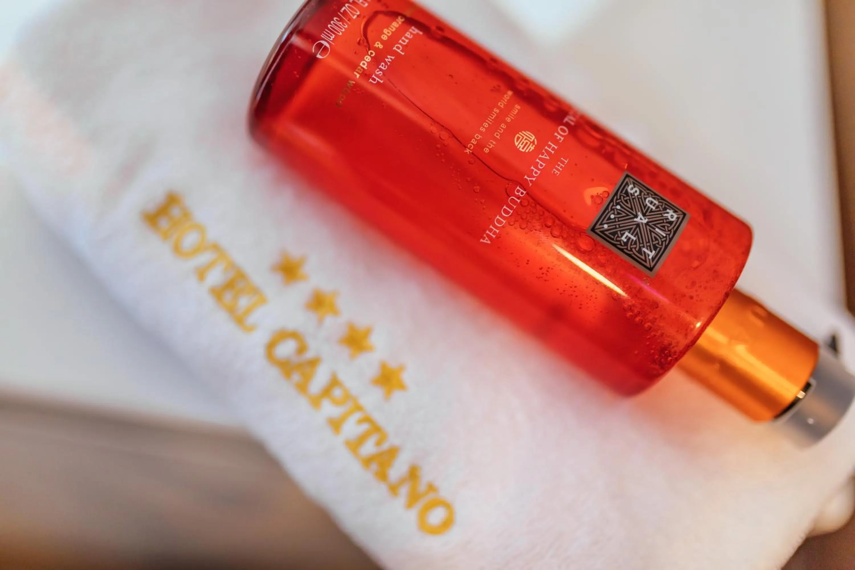 Beach in Boutique Hotel Blanc & Bleu - Capitano