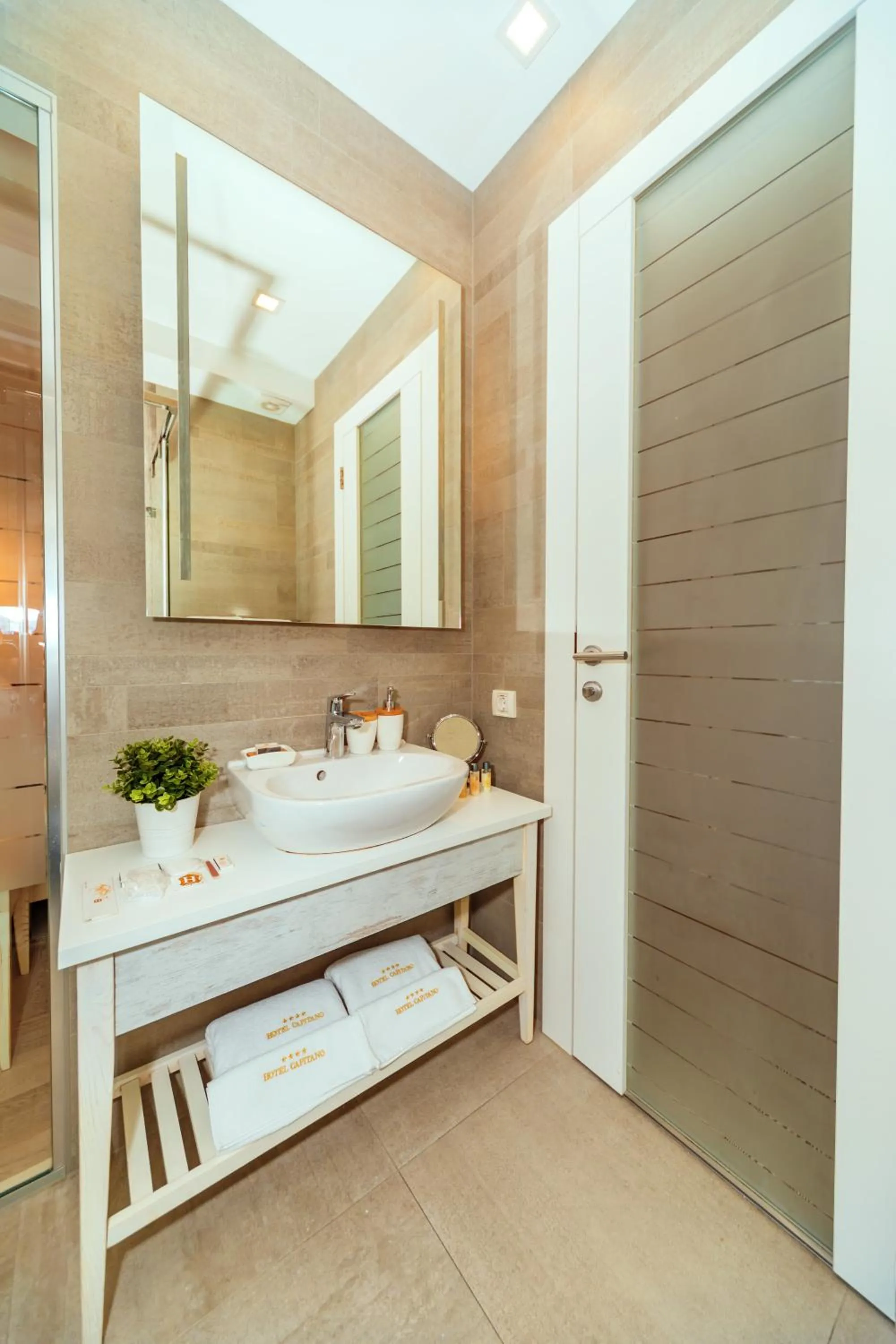 Bathroom in Boutique Hotel Blanc & Bleu - Capitano