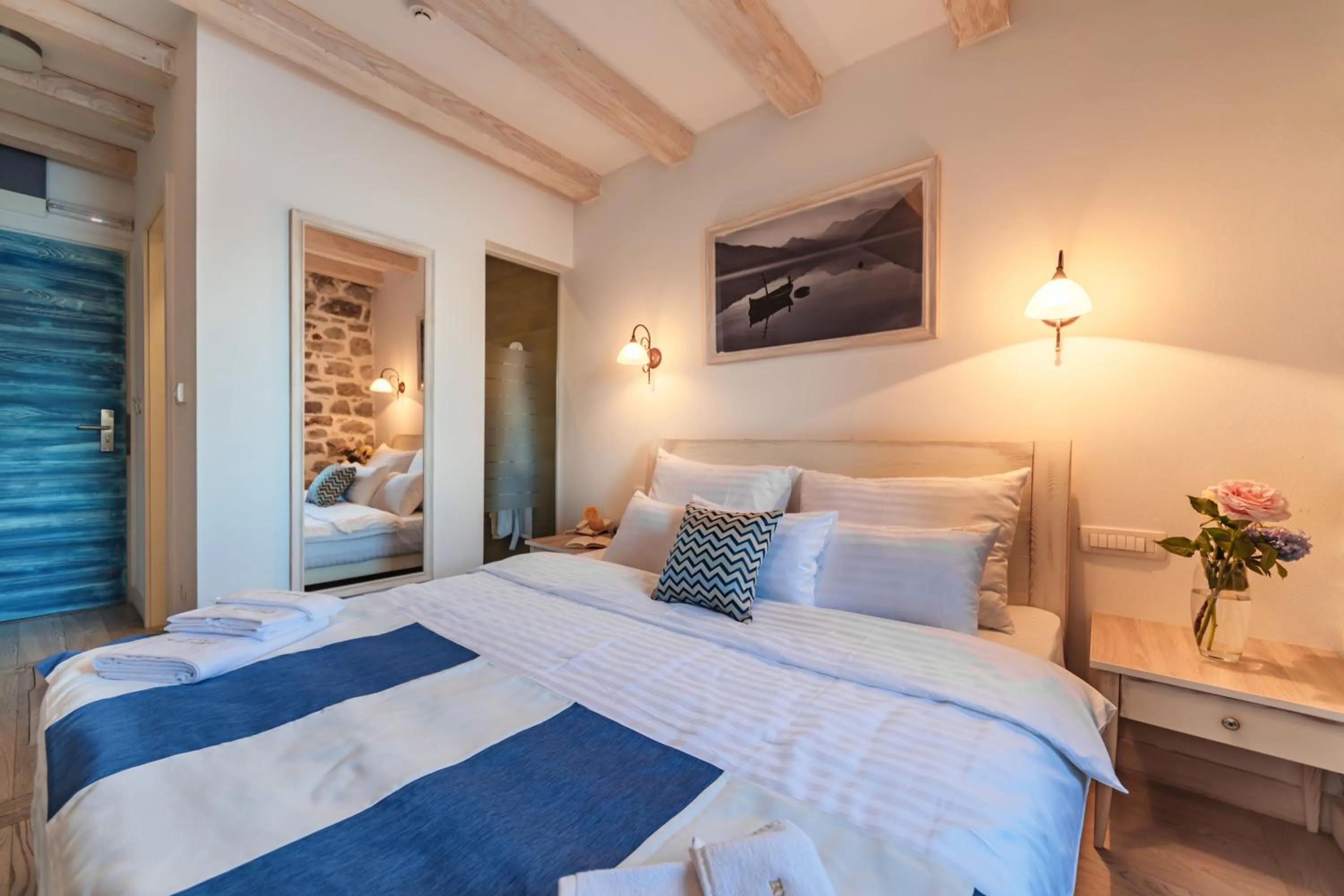 Bed in Boutique Hotel Blanc & Bleu - Capitano