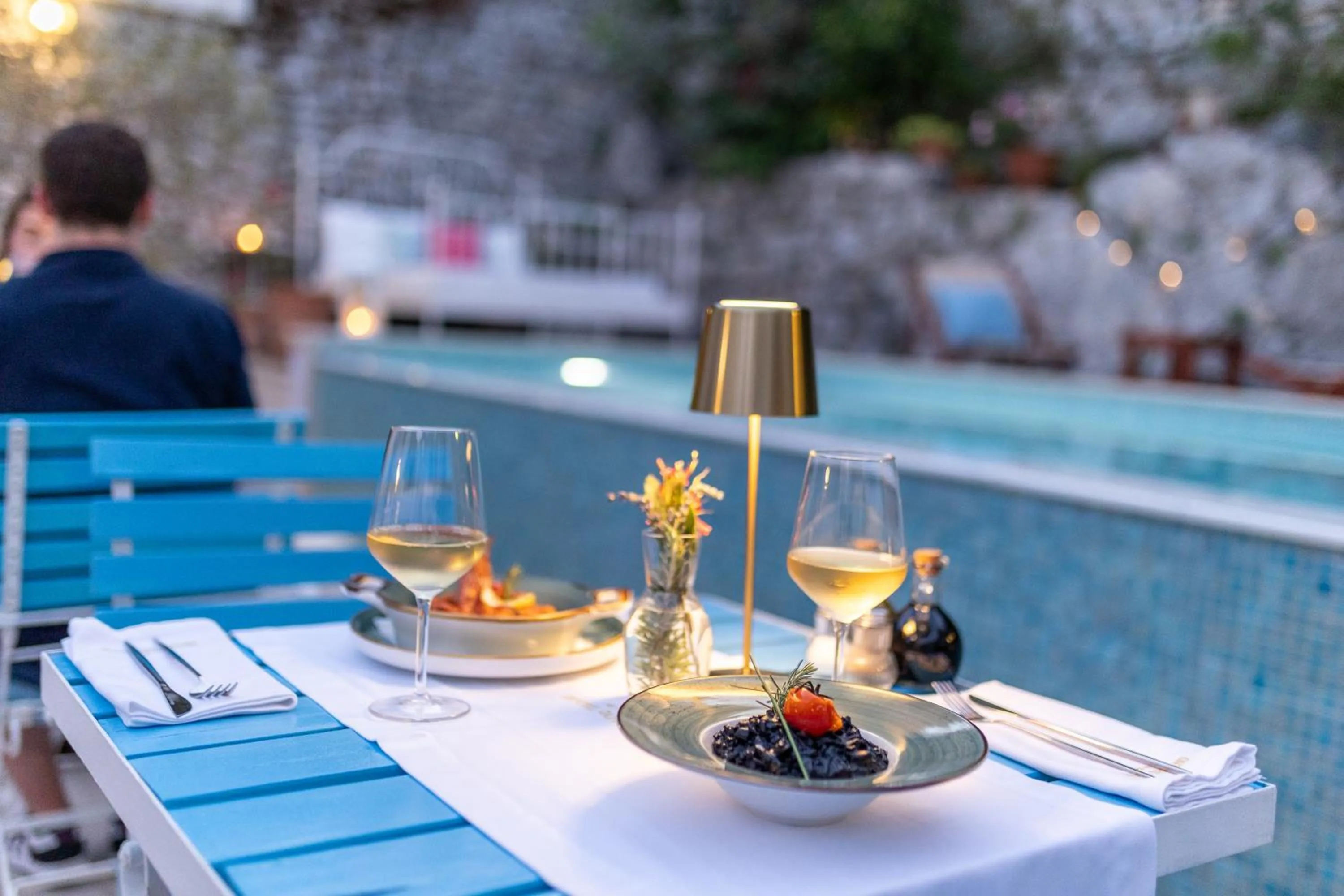 Restaurant/places to eat in Boutique Hotel Blanc & Bleu - Capitano