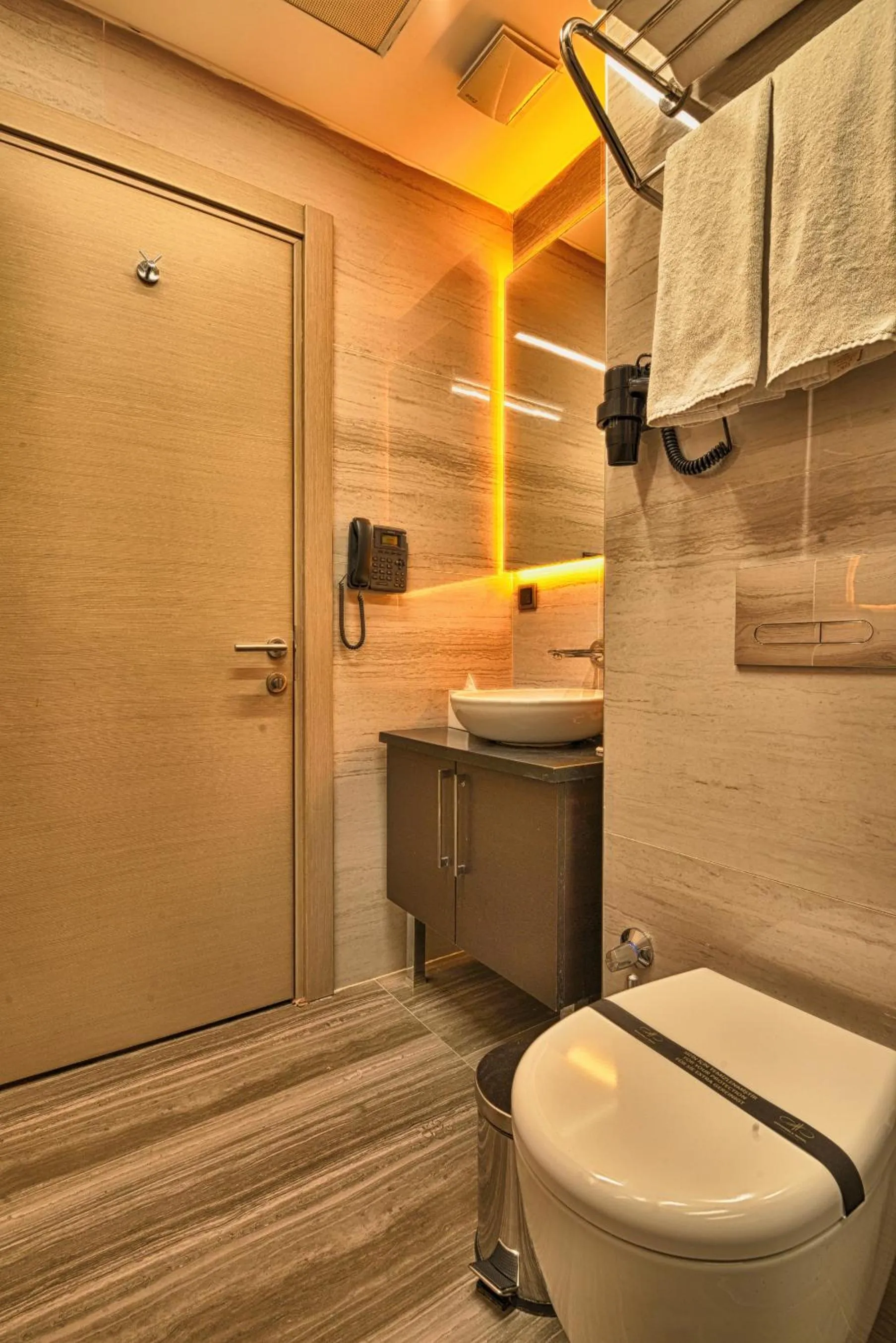 Bathroom in Best Western Premier Ottoperla Hotel