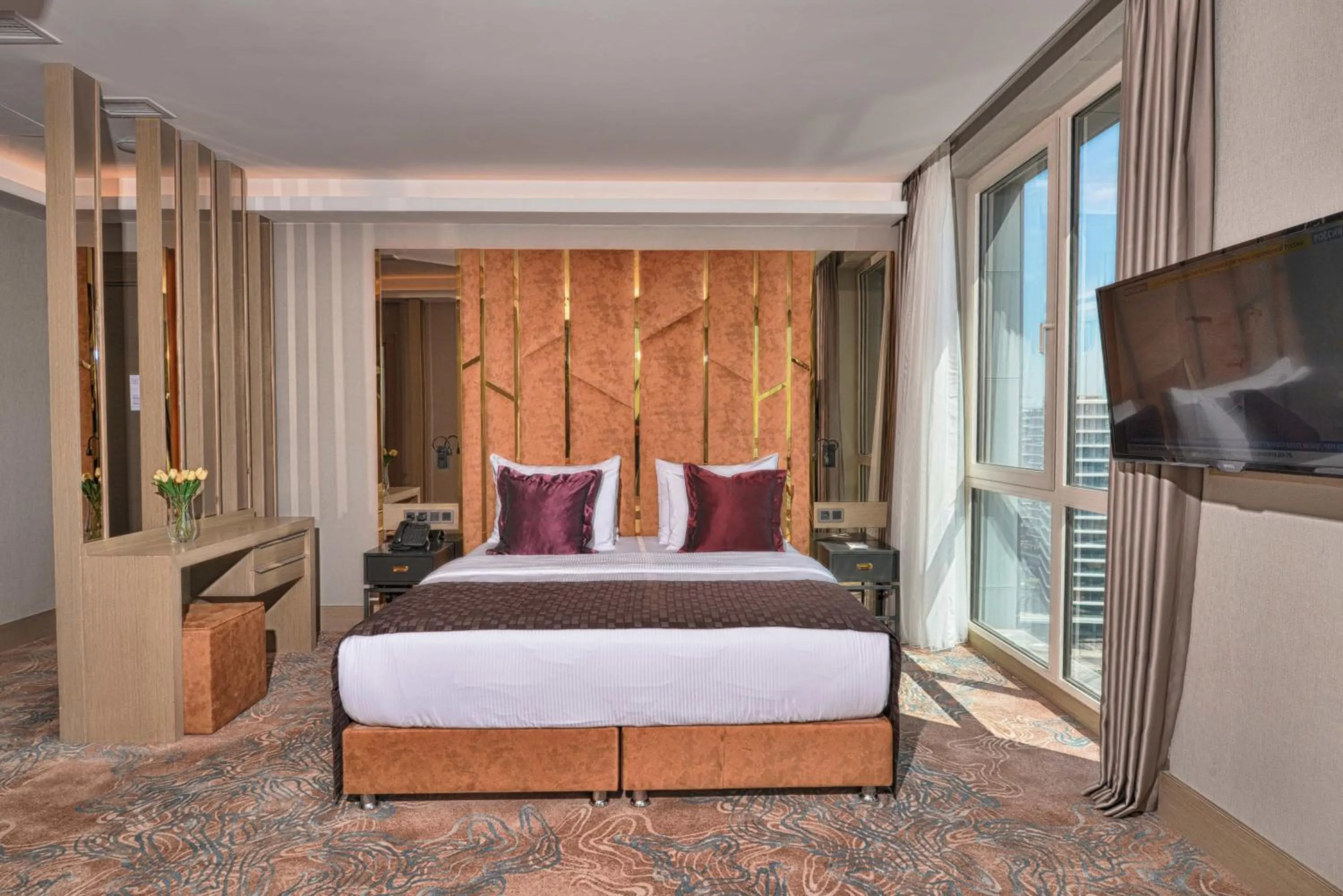 Bed in Best Western Premier Ottoperla Hotel