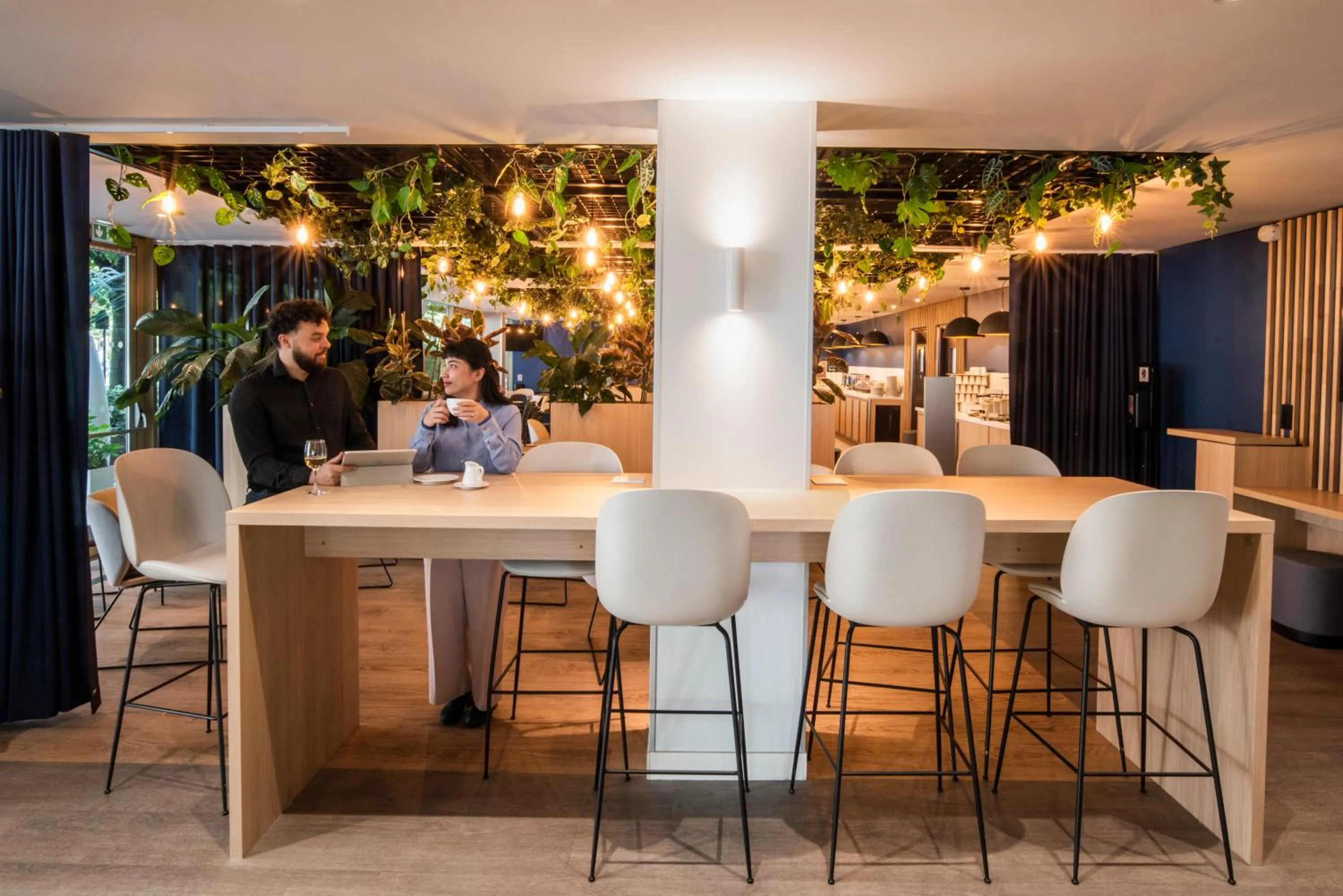 Lobby or reception in Holiday Inn Express Paris-Canal De La Villette by IHG