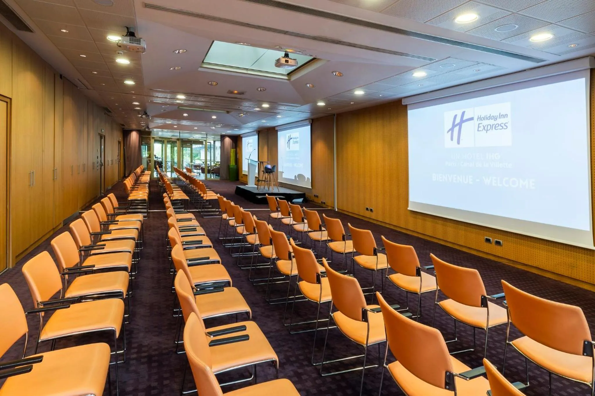 Meeting/conference room in Holiday Inn Express Paris-Canal De La Villette by IHG